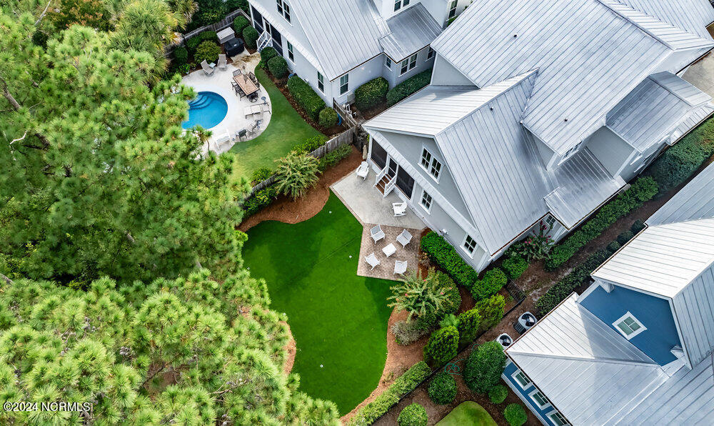 6249 Chalfont Circle