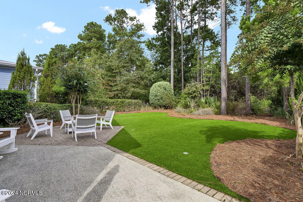 6249 Chalfont Circle