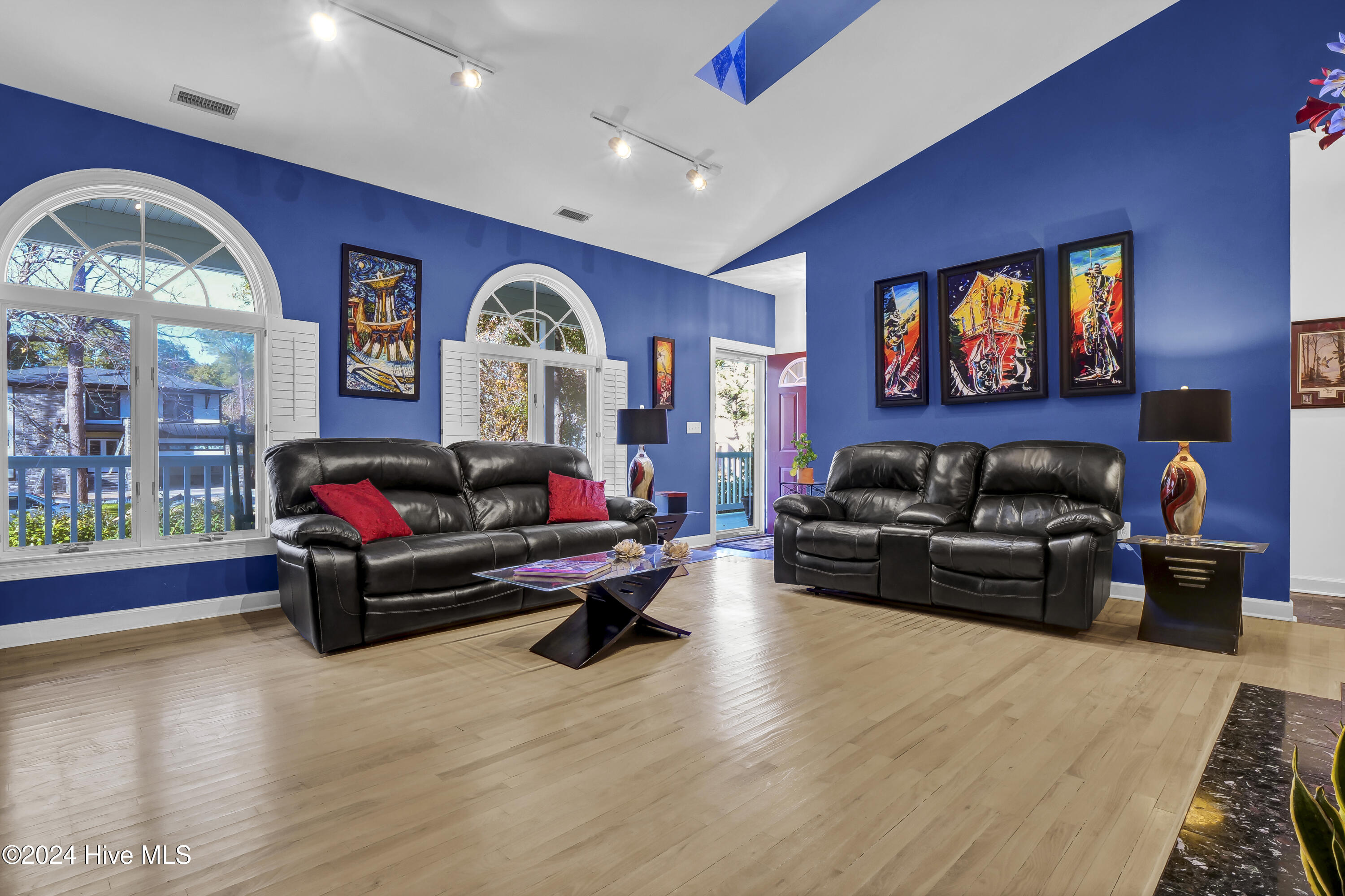 9207 Sedgley Drive