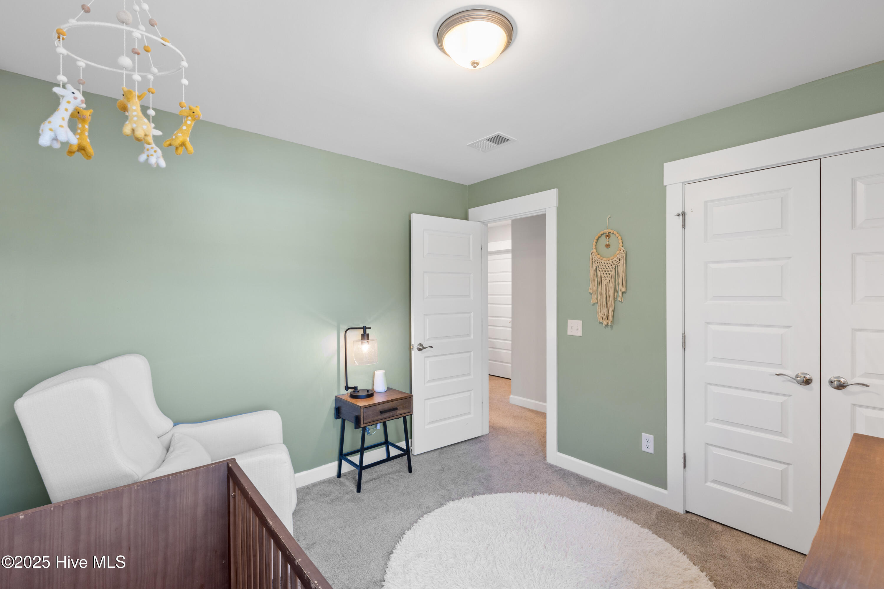 7225 Maple Leaf Drive