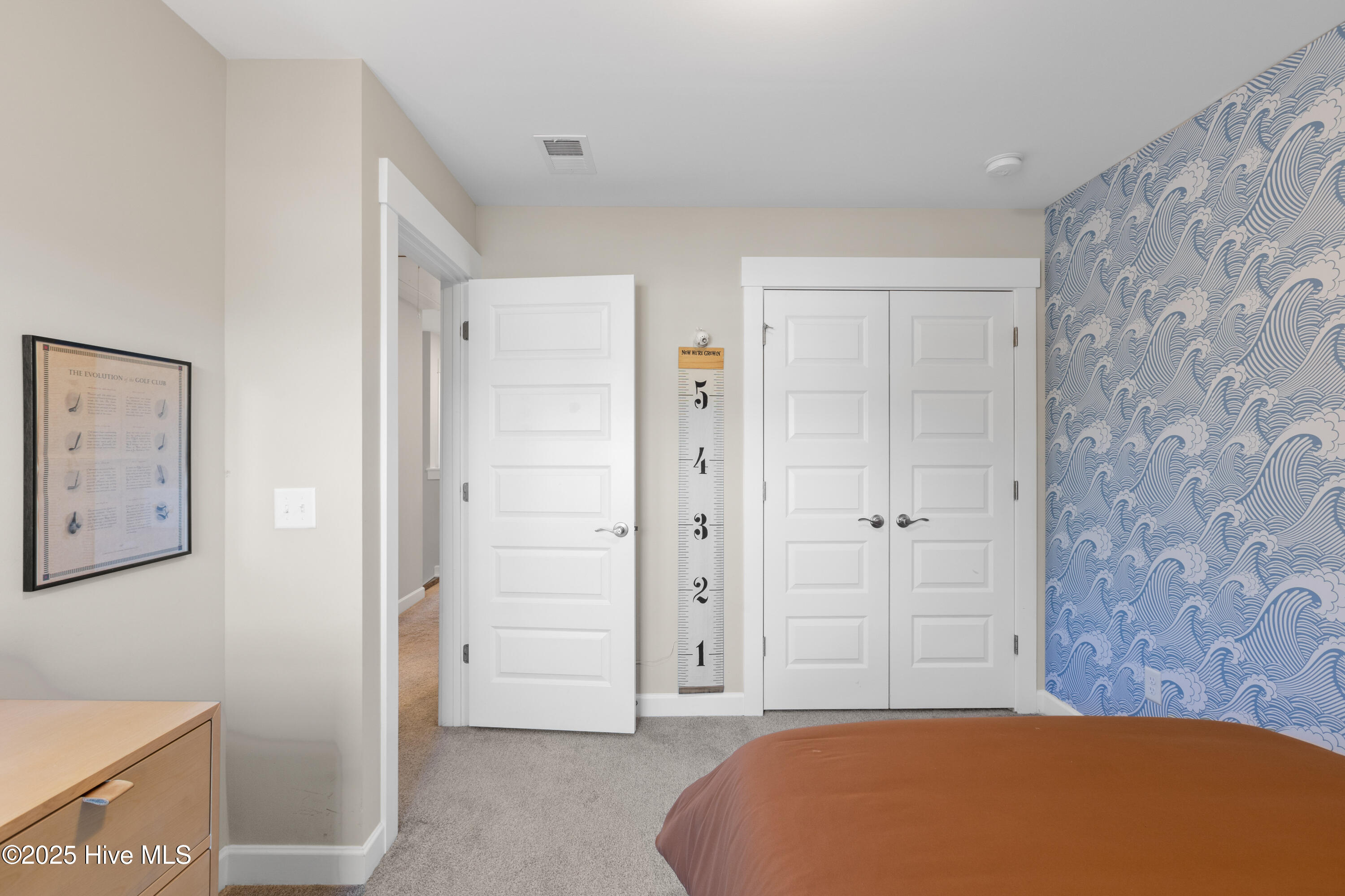 7225 Maple Leaf Drive