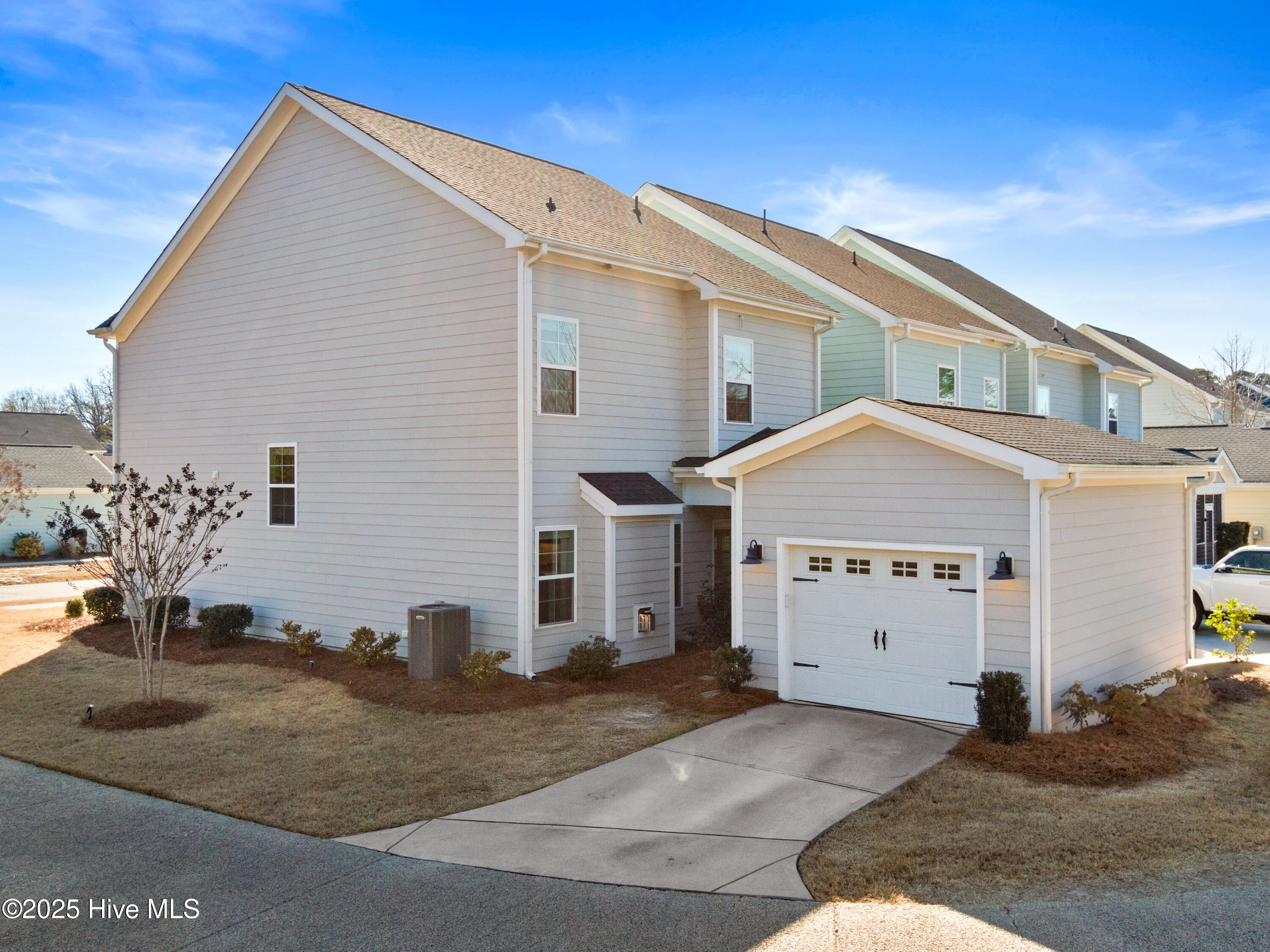 7225 Maple Leaf Drive