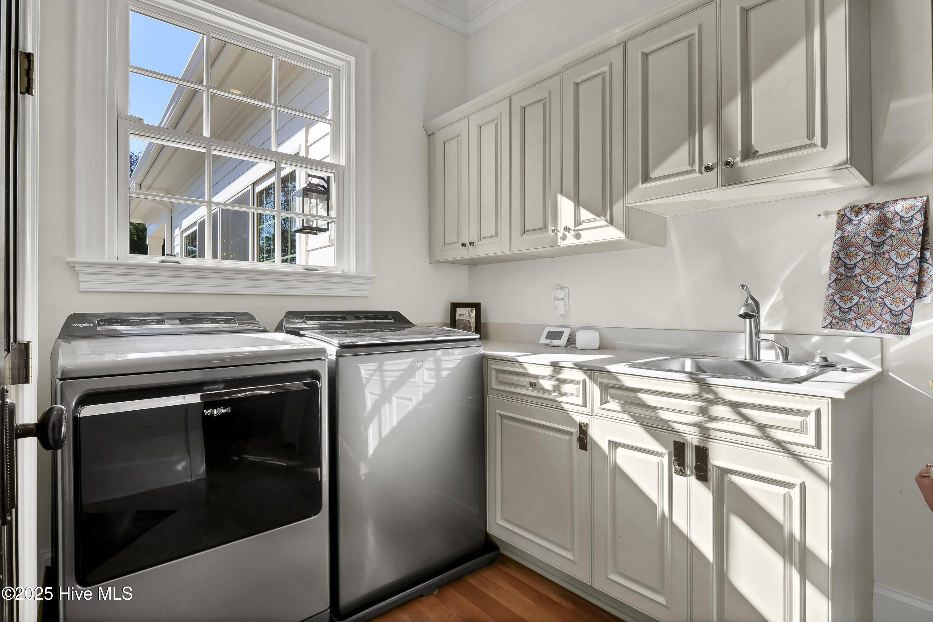 708 Planters Row