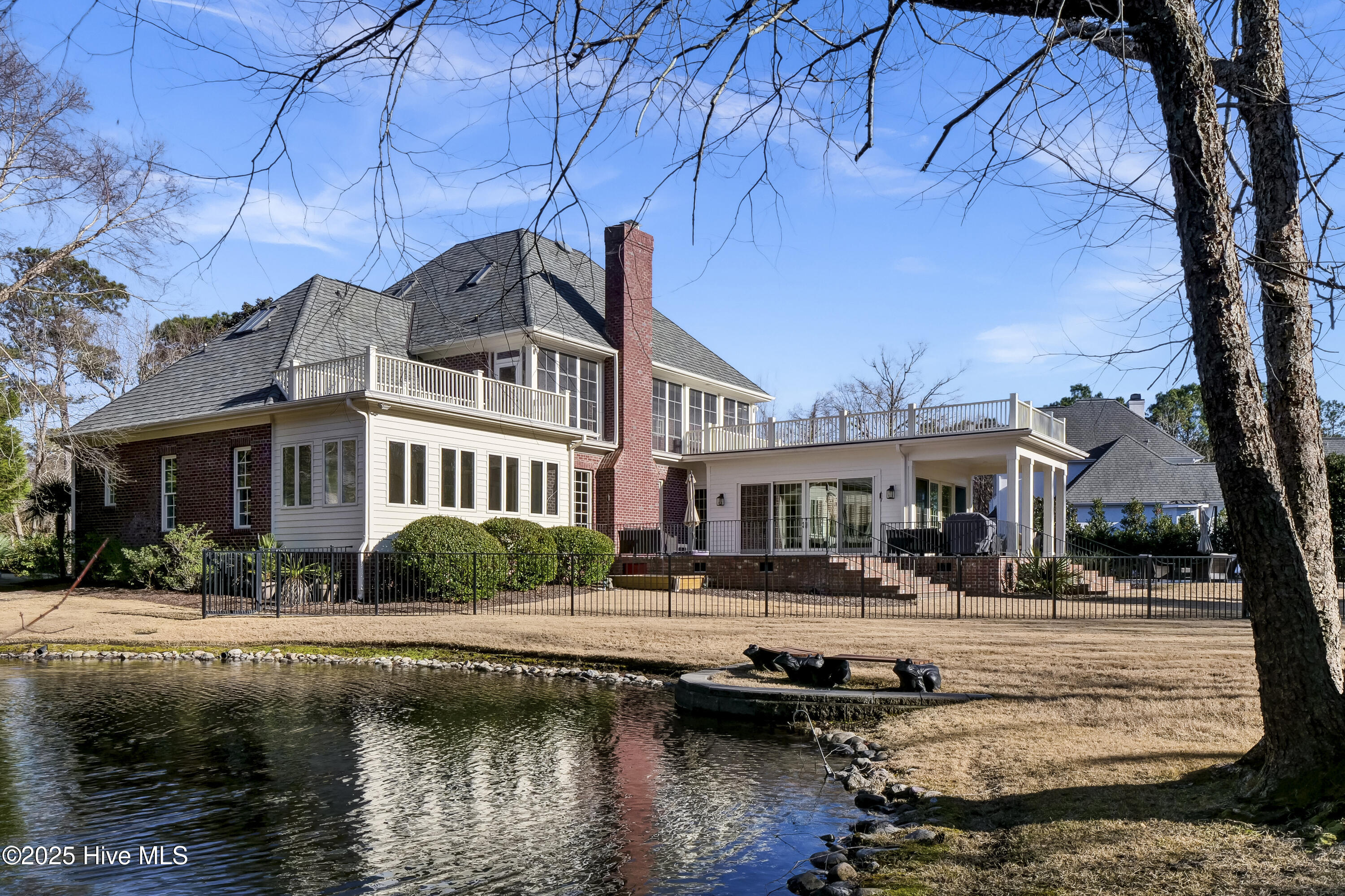 708 Planters Row
