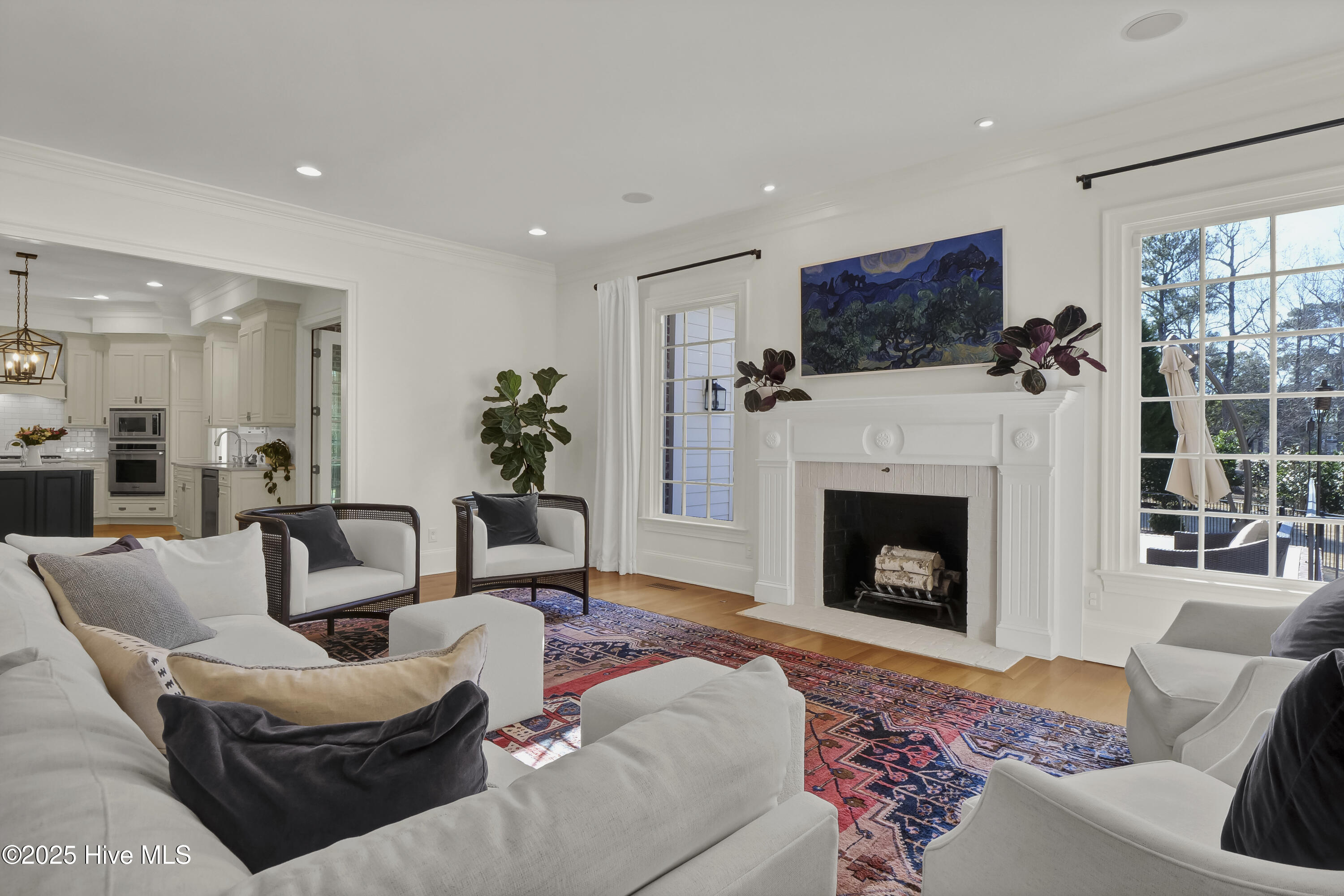 708 Planters Row