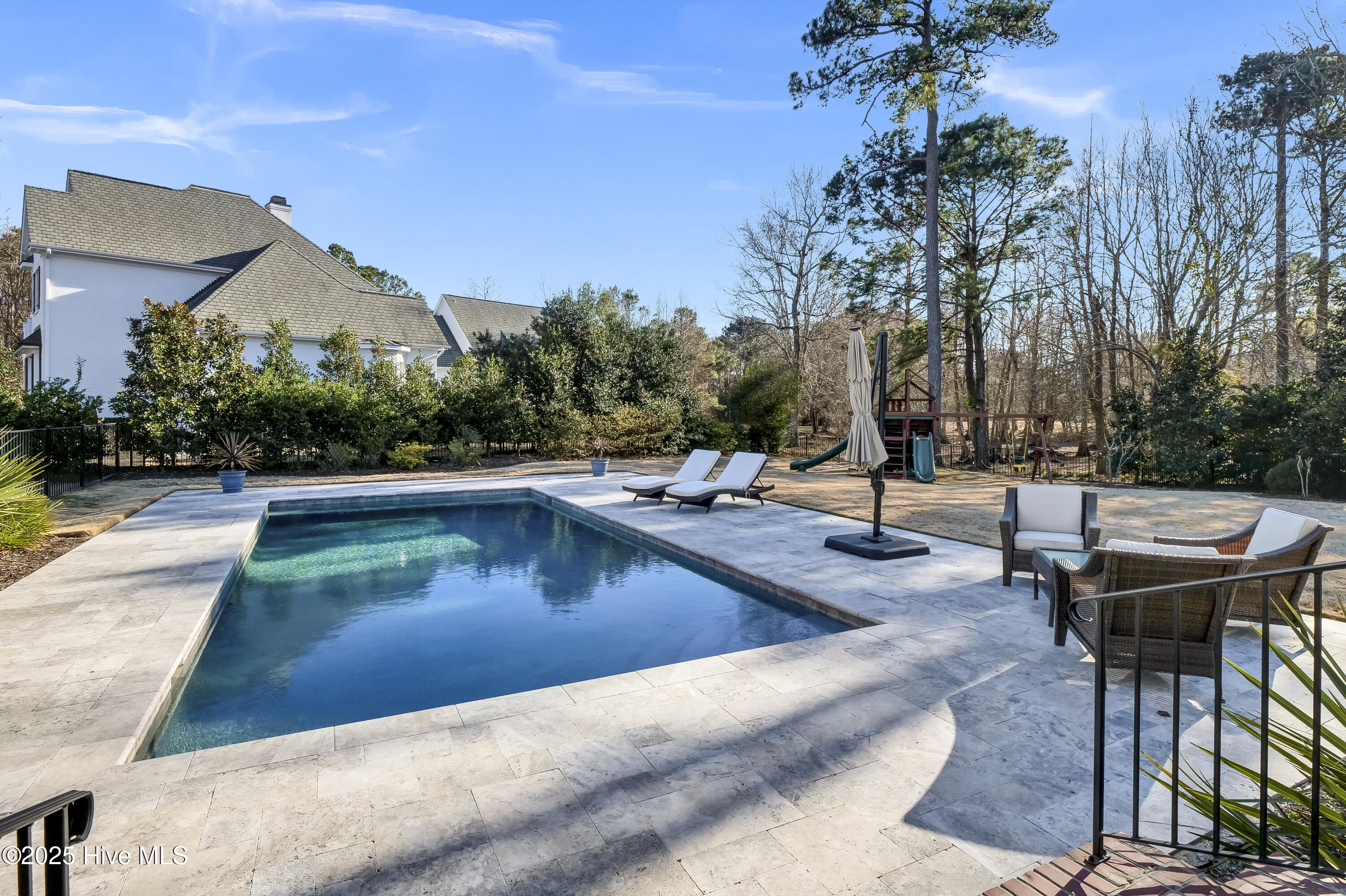 708 Planters Row