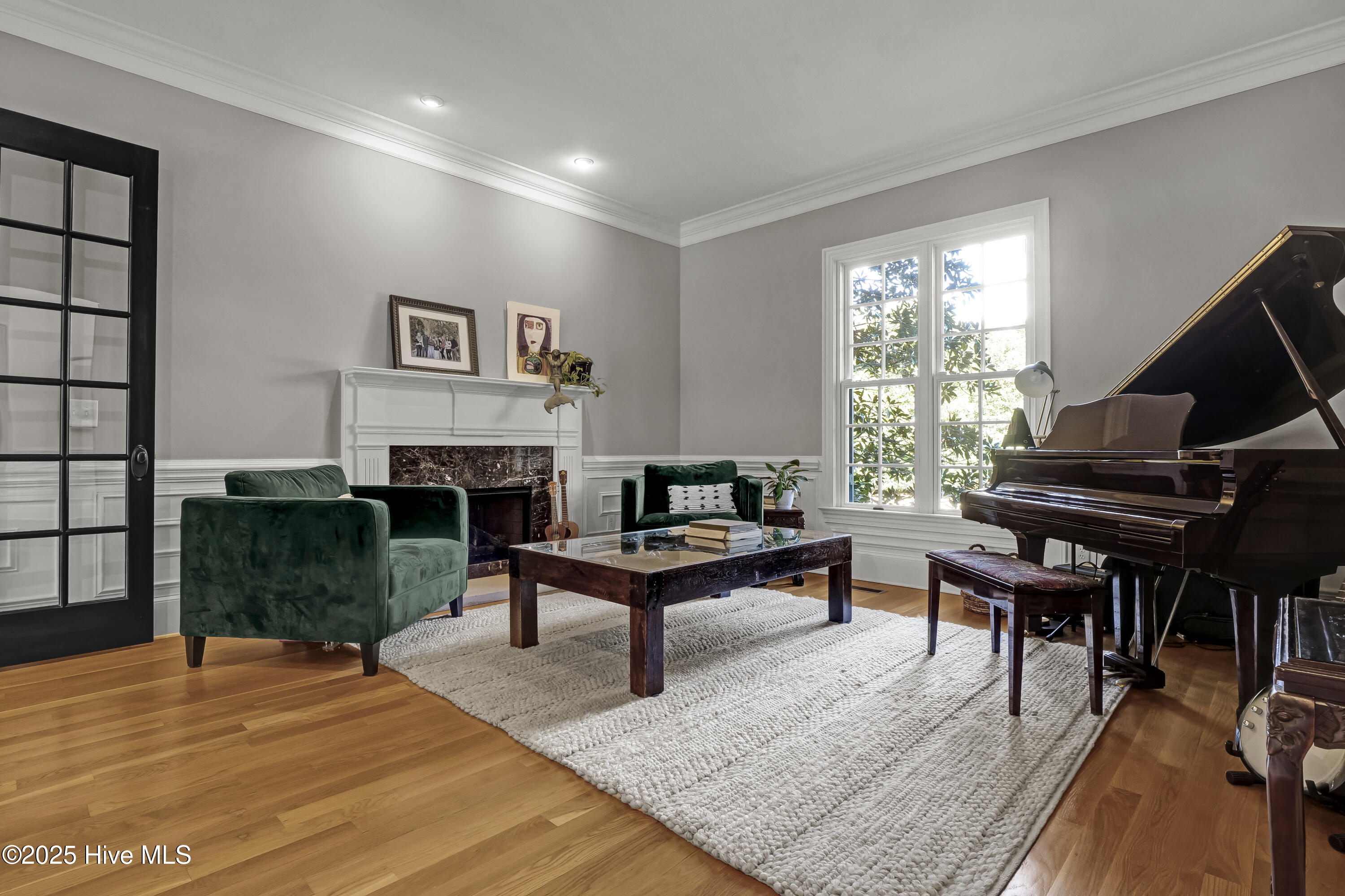 708 Planters Row