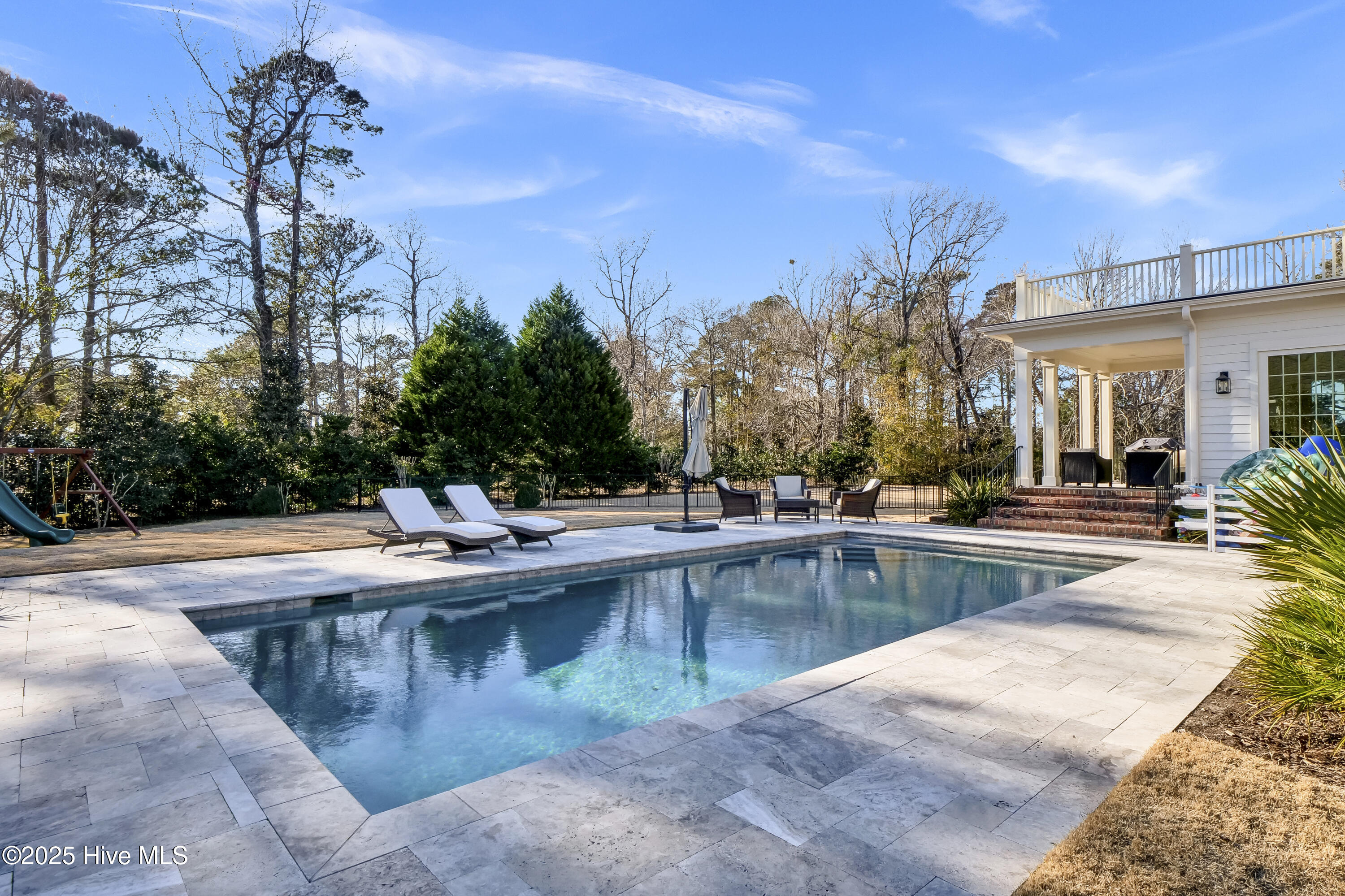 708 Planters Row