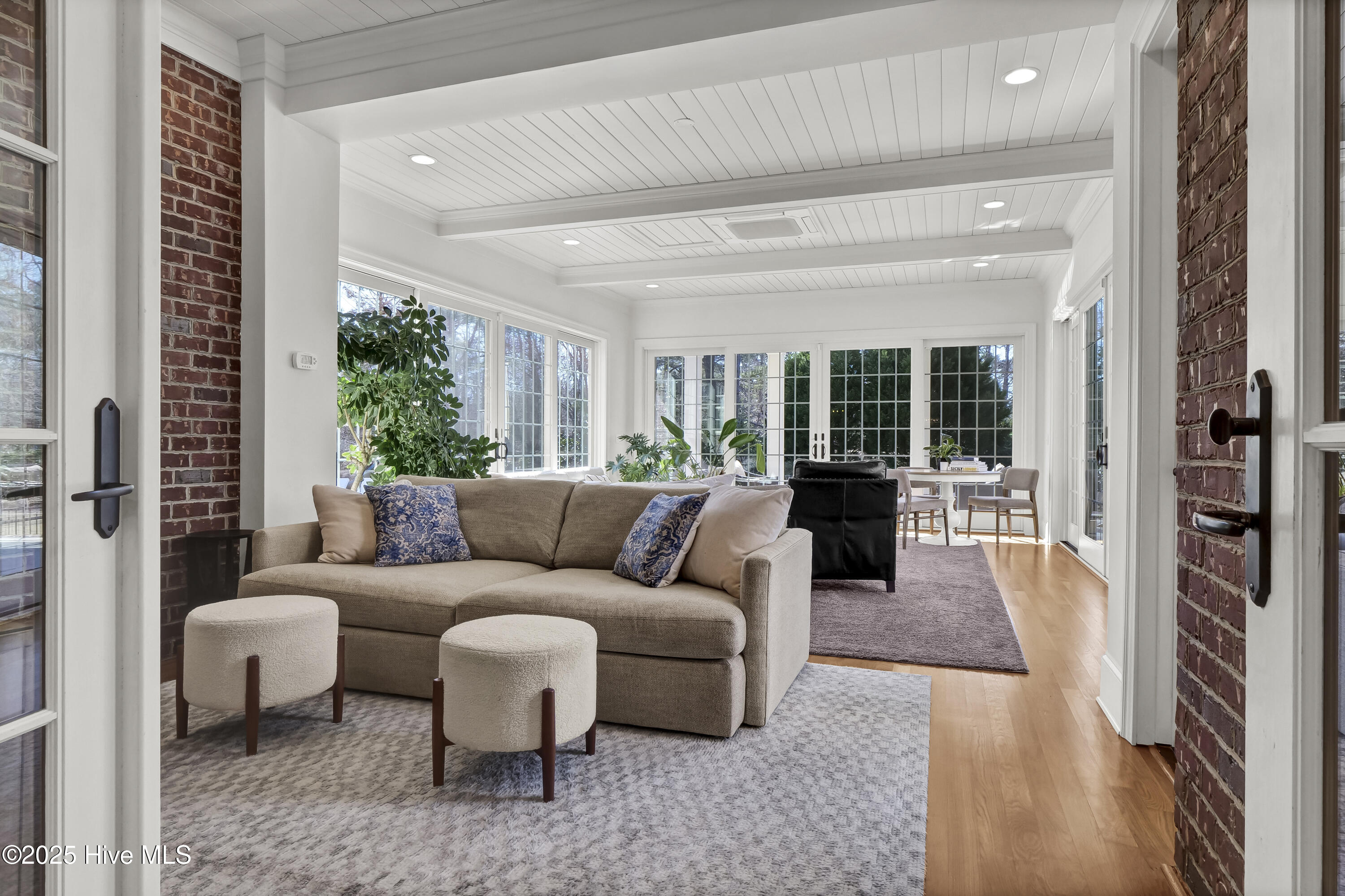 708 Planters Row