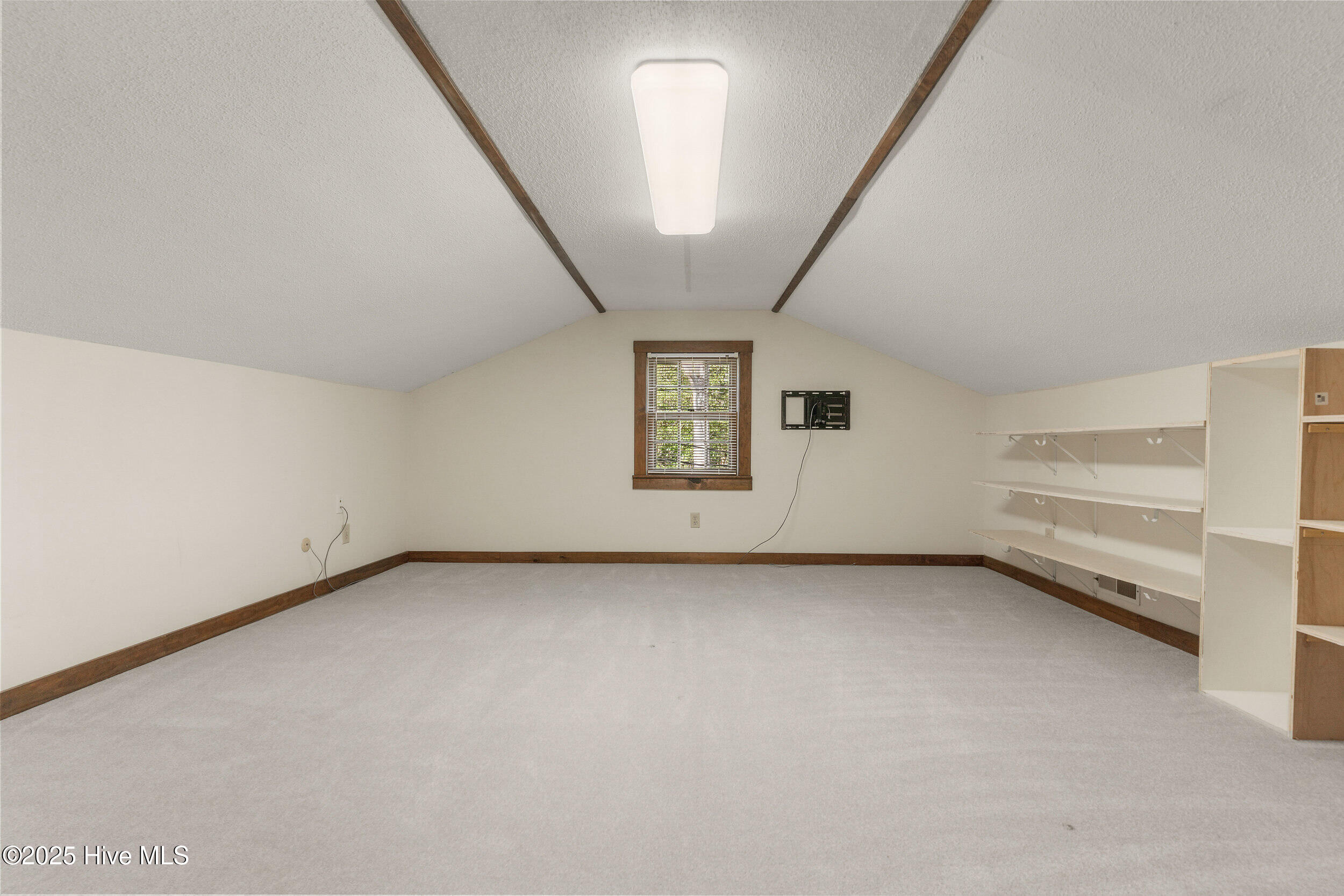 718 Edgewater Club Road
