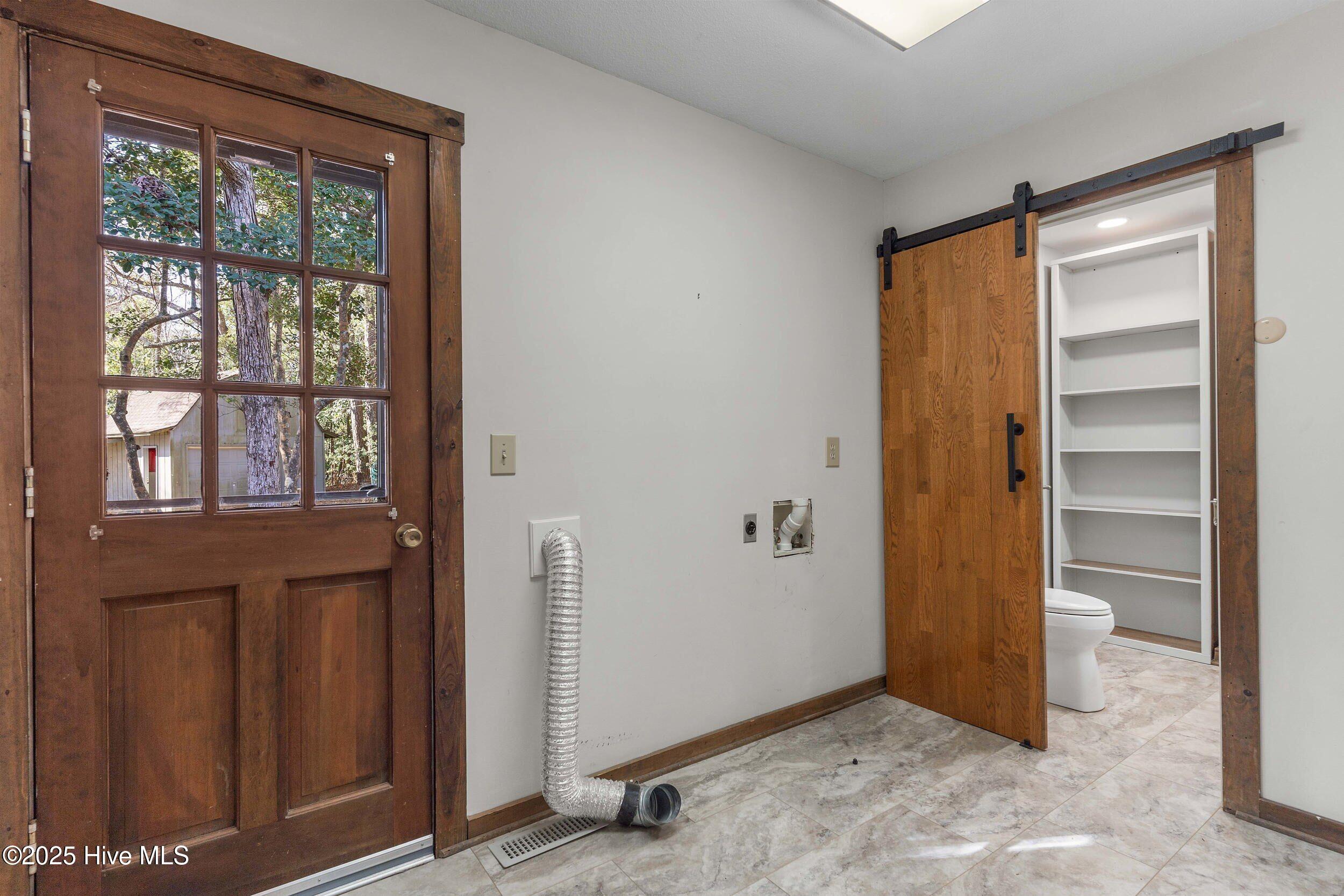 718 Edgewater Club Road