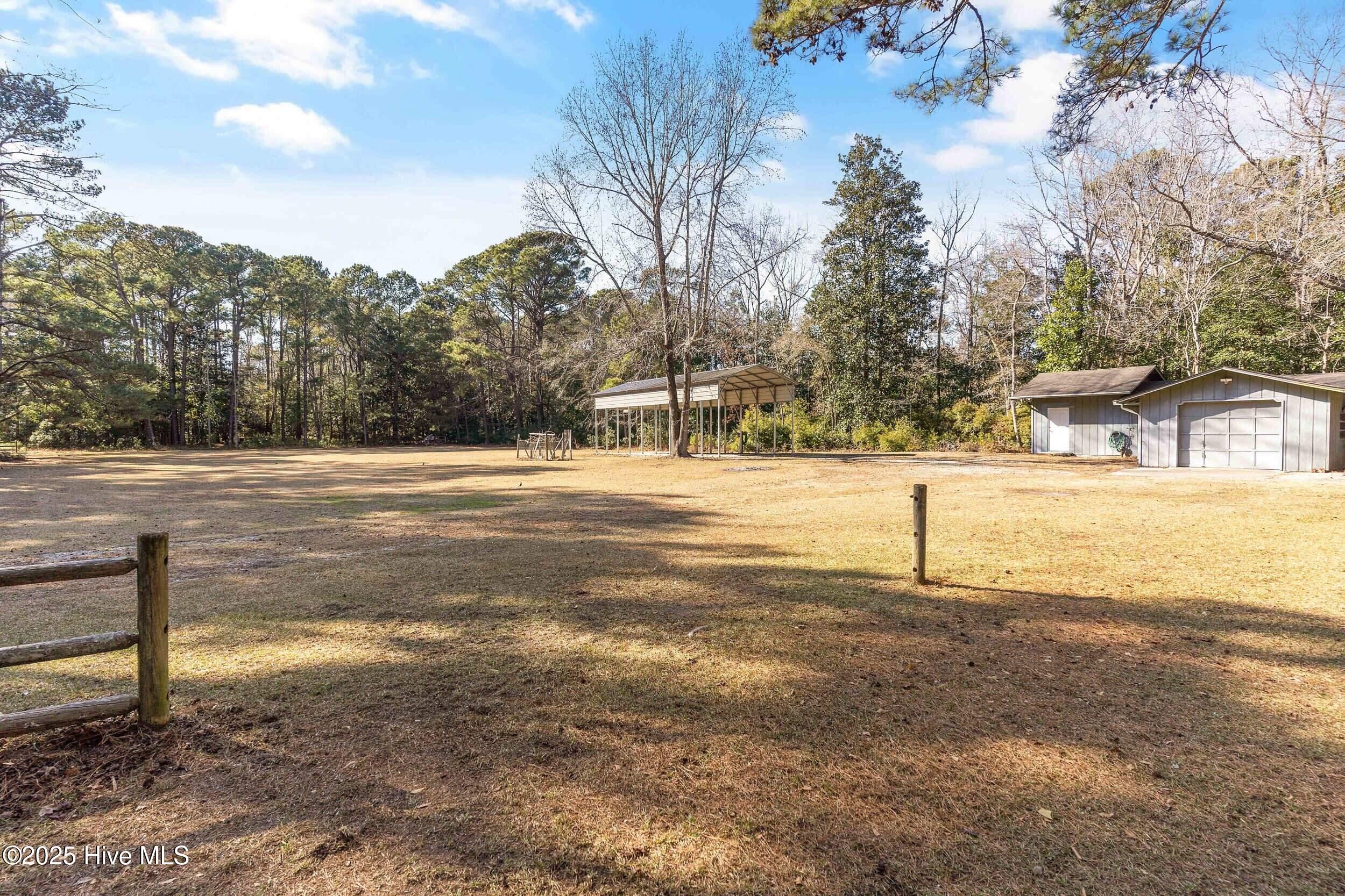 718 Edgewater Club Road