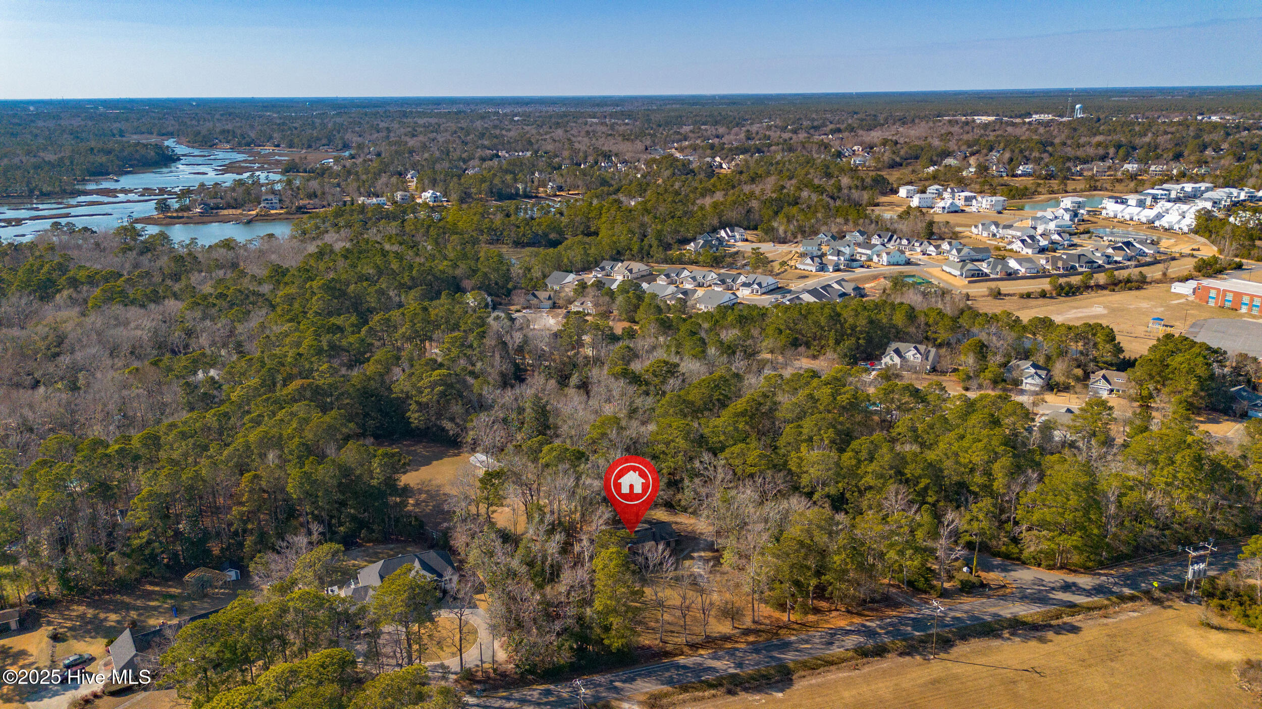 718 Edgewater Club Road