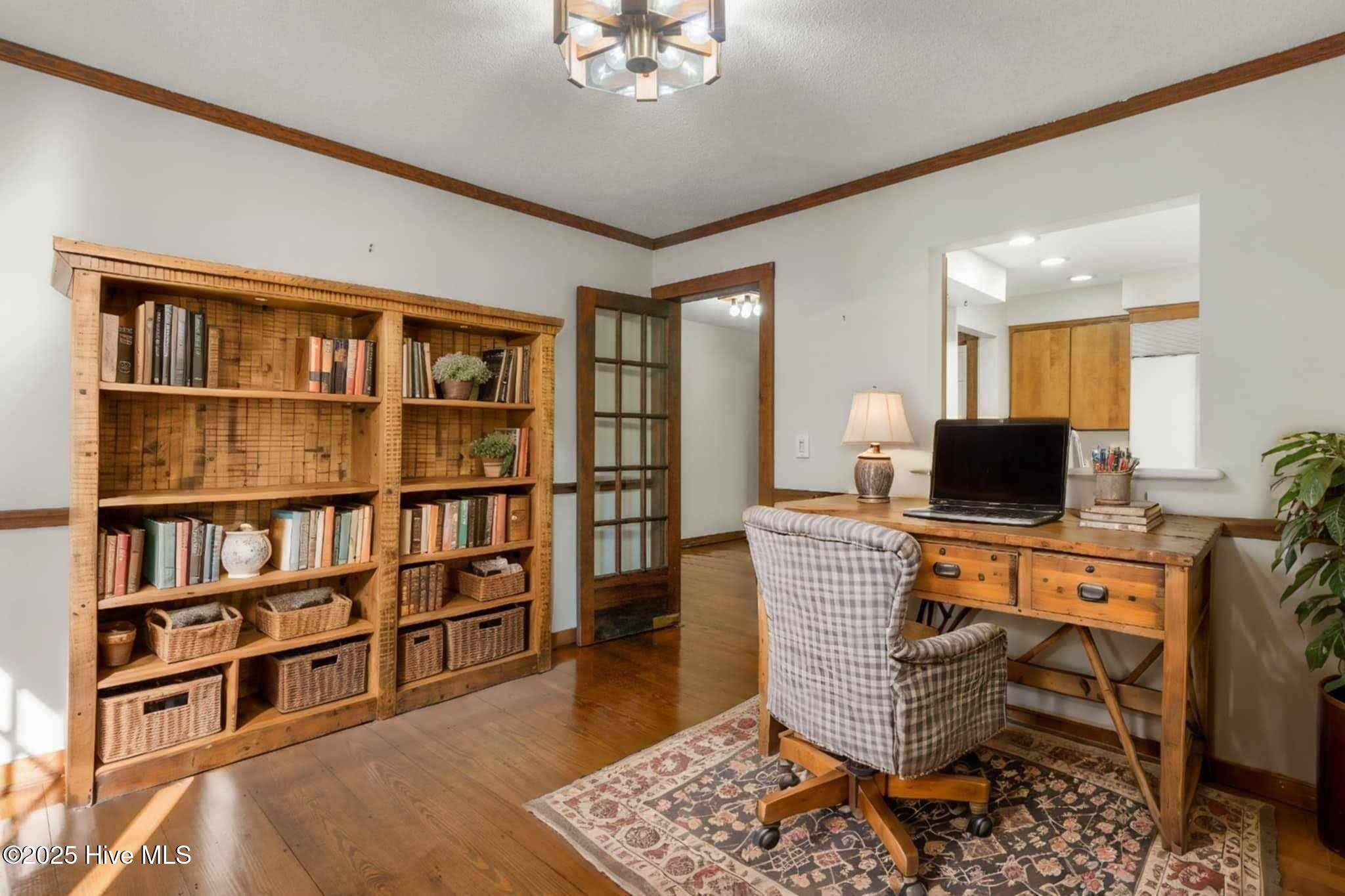 718 Edgewater Club Road