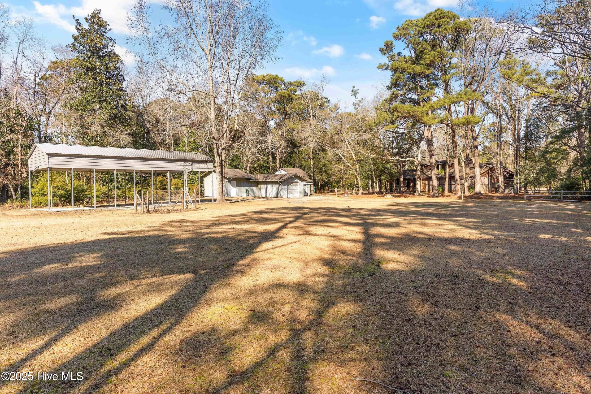 718 Edgewater Club Road