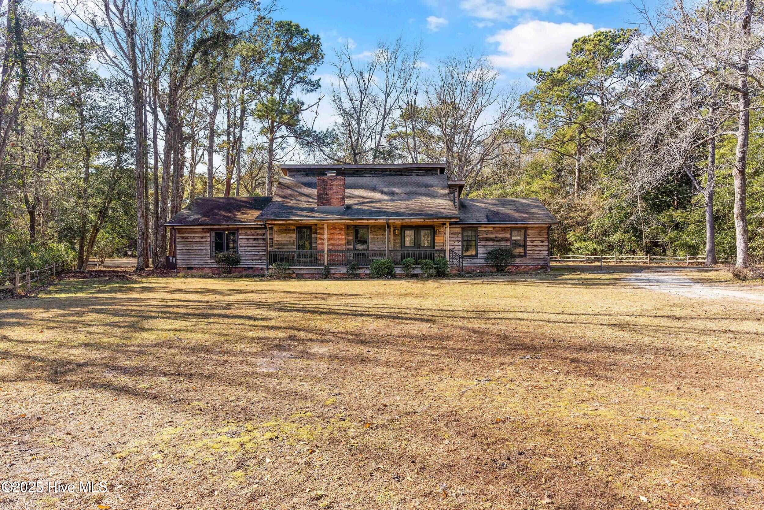 718 Edgewater Club Road