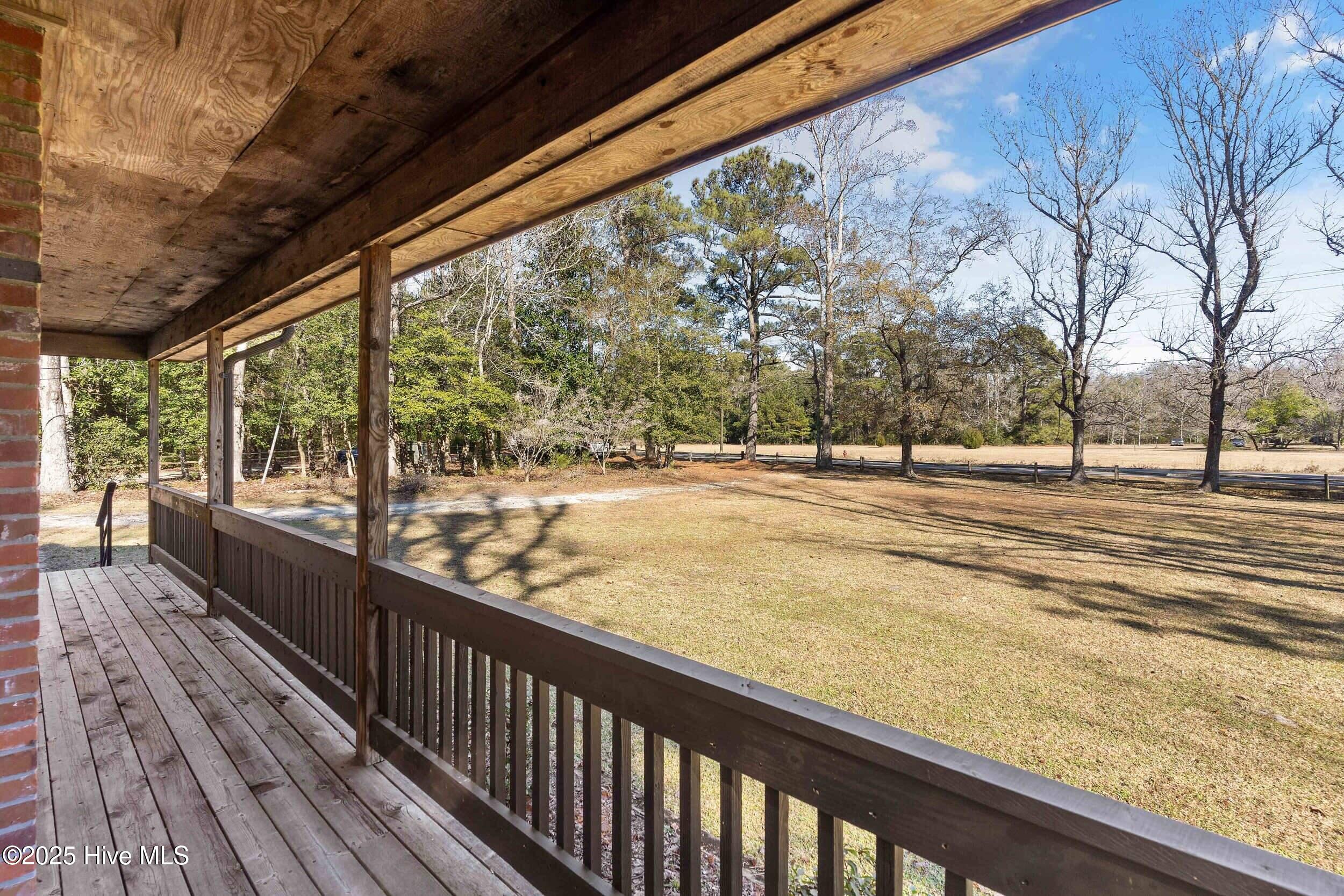 718 Edgewater Club Road