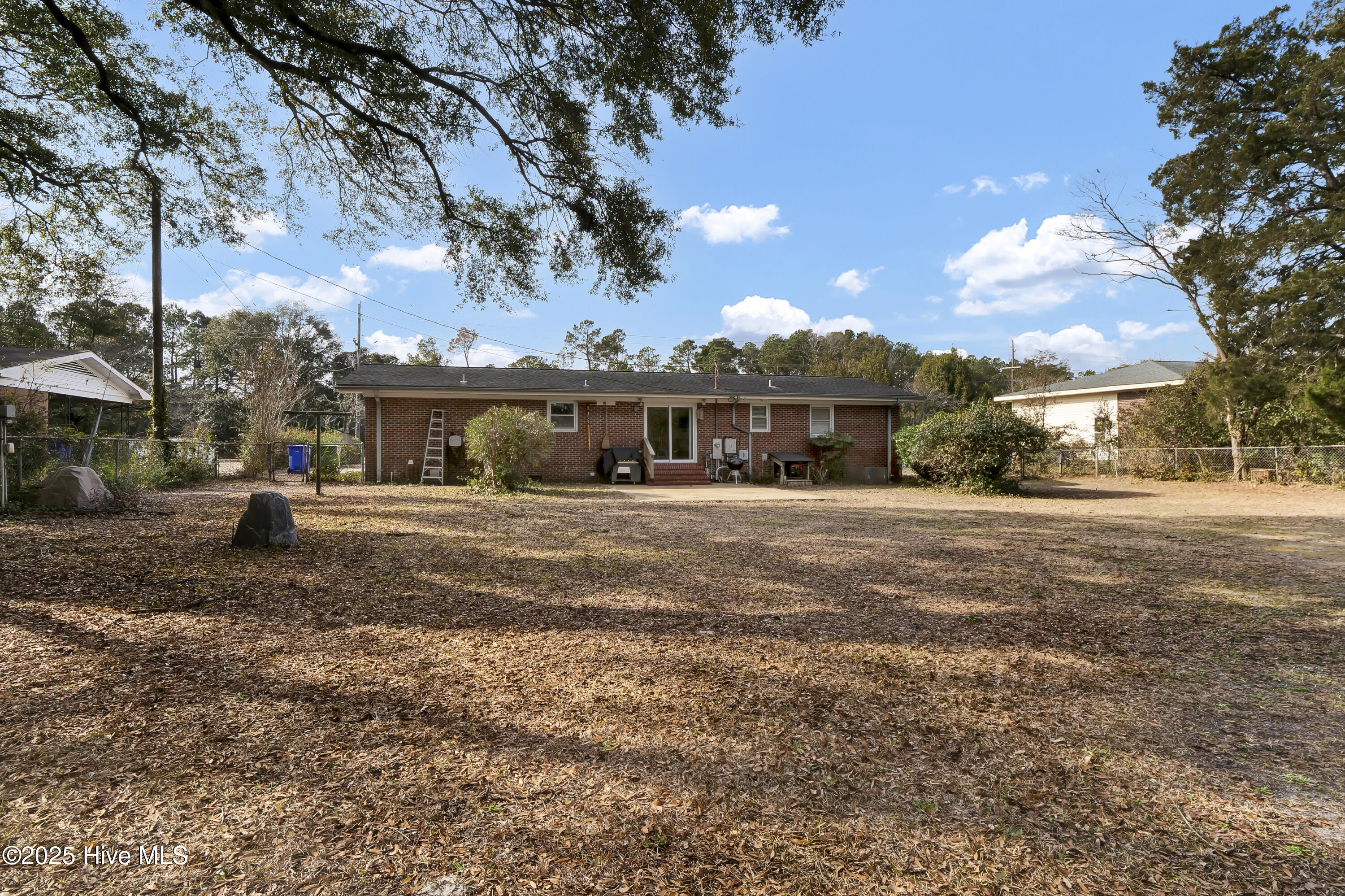 735 Eastwood Road