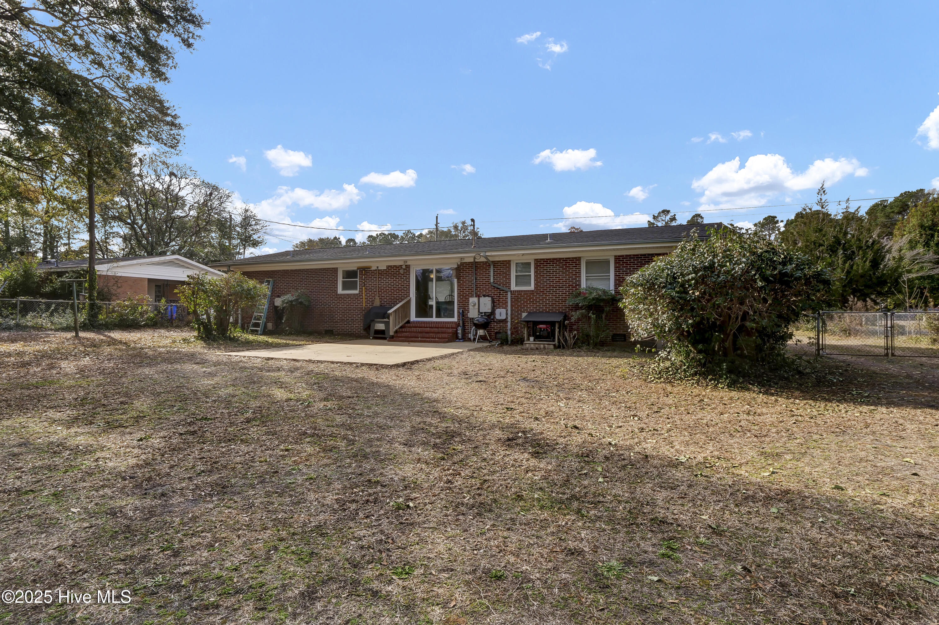 735 Eastwood Road