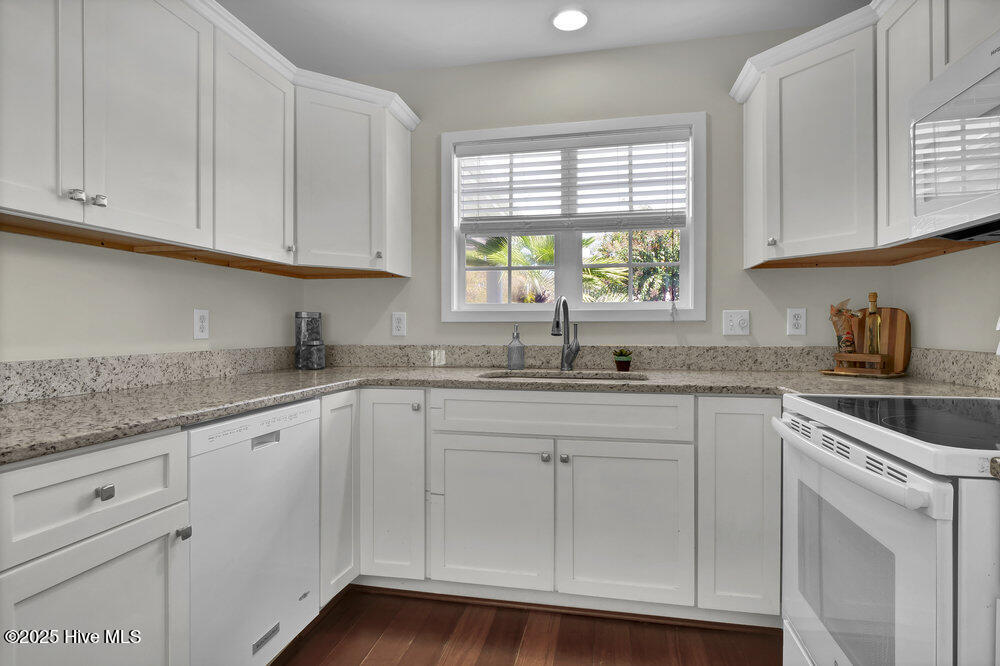404 Venus Court