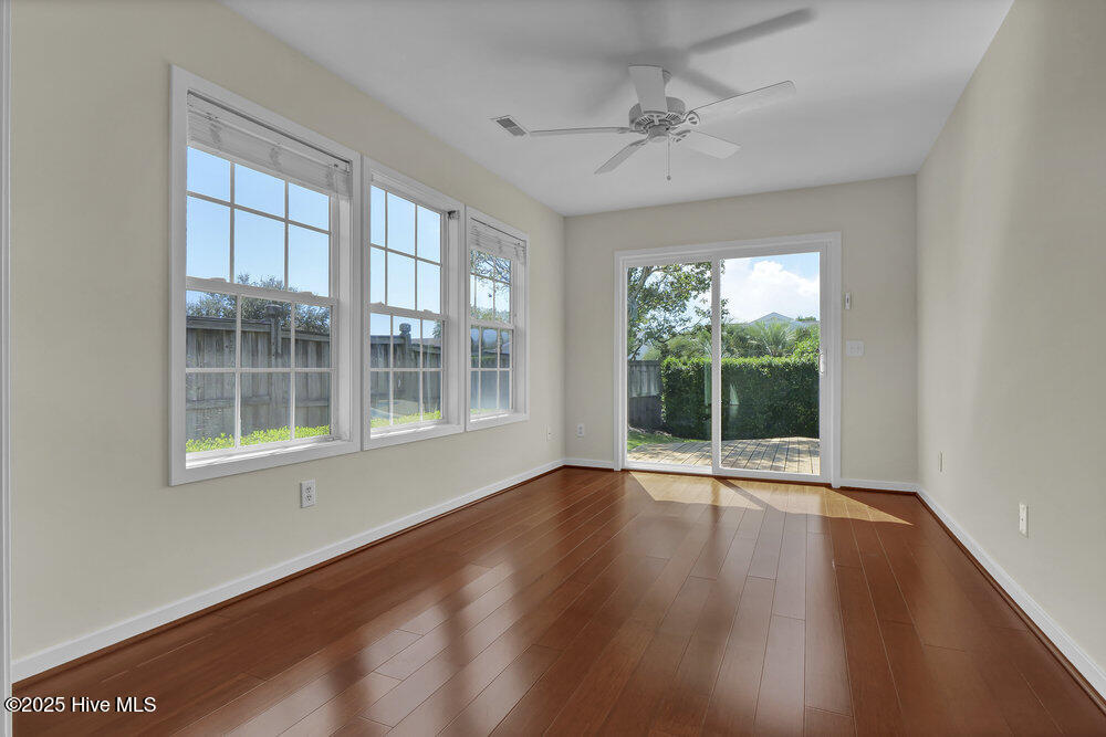 404 Venus Court