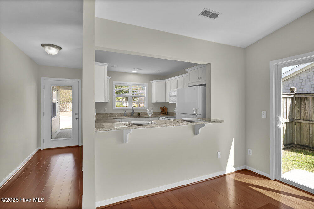 404 Venus Court