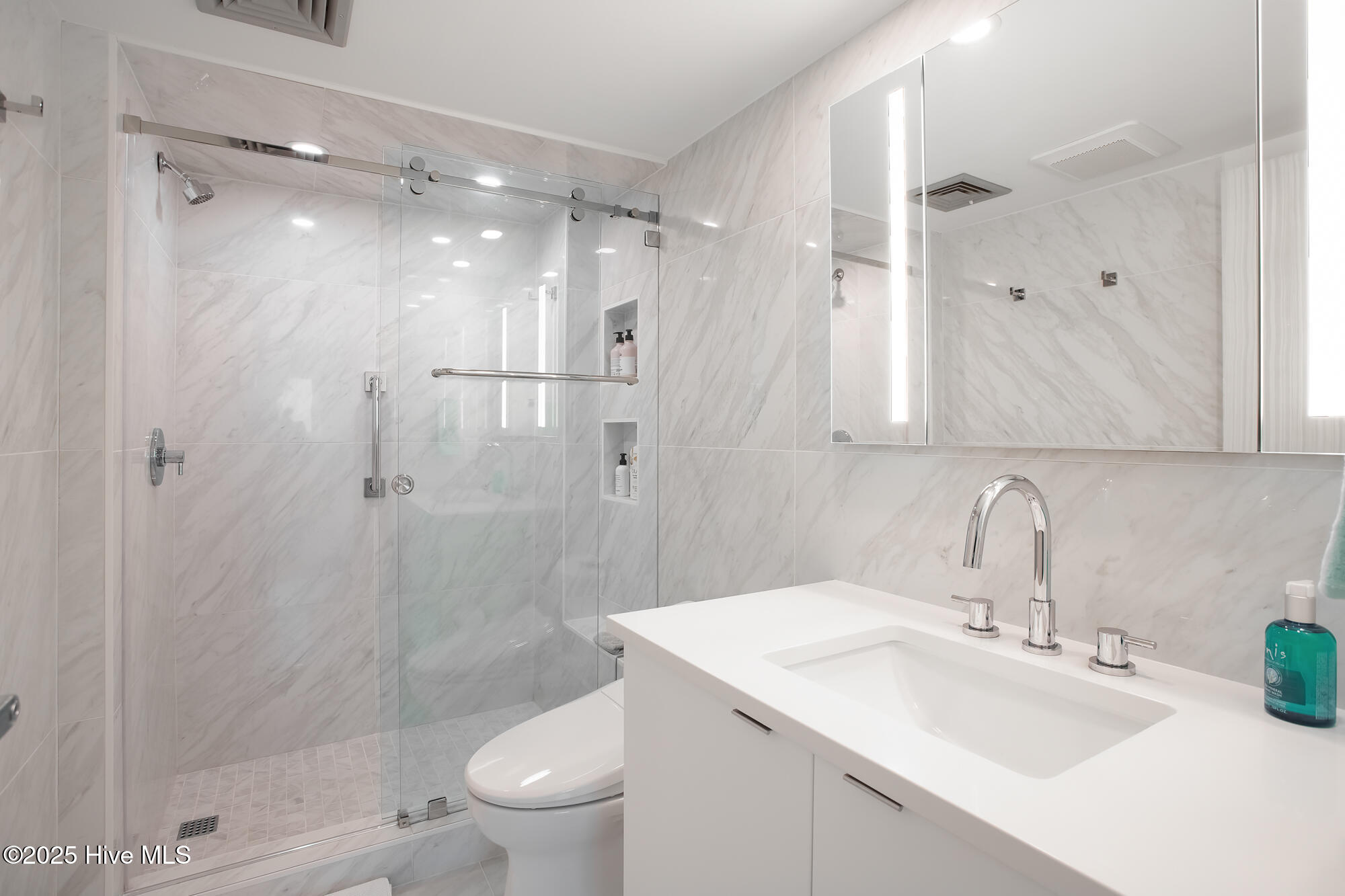 322 Causeway Drive Ste 702