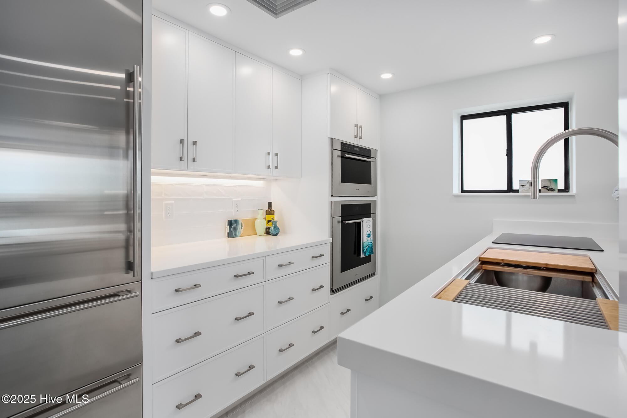 322 Causeway Drive Ste 702