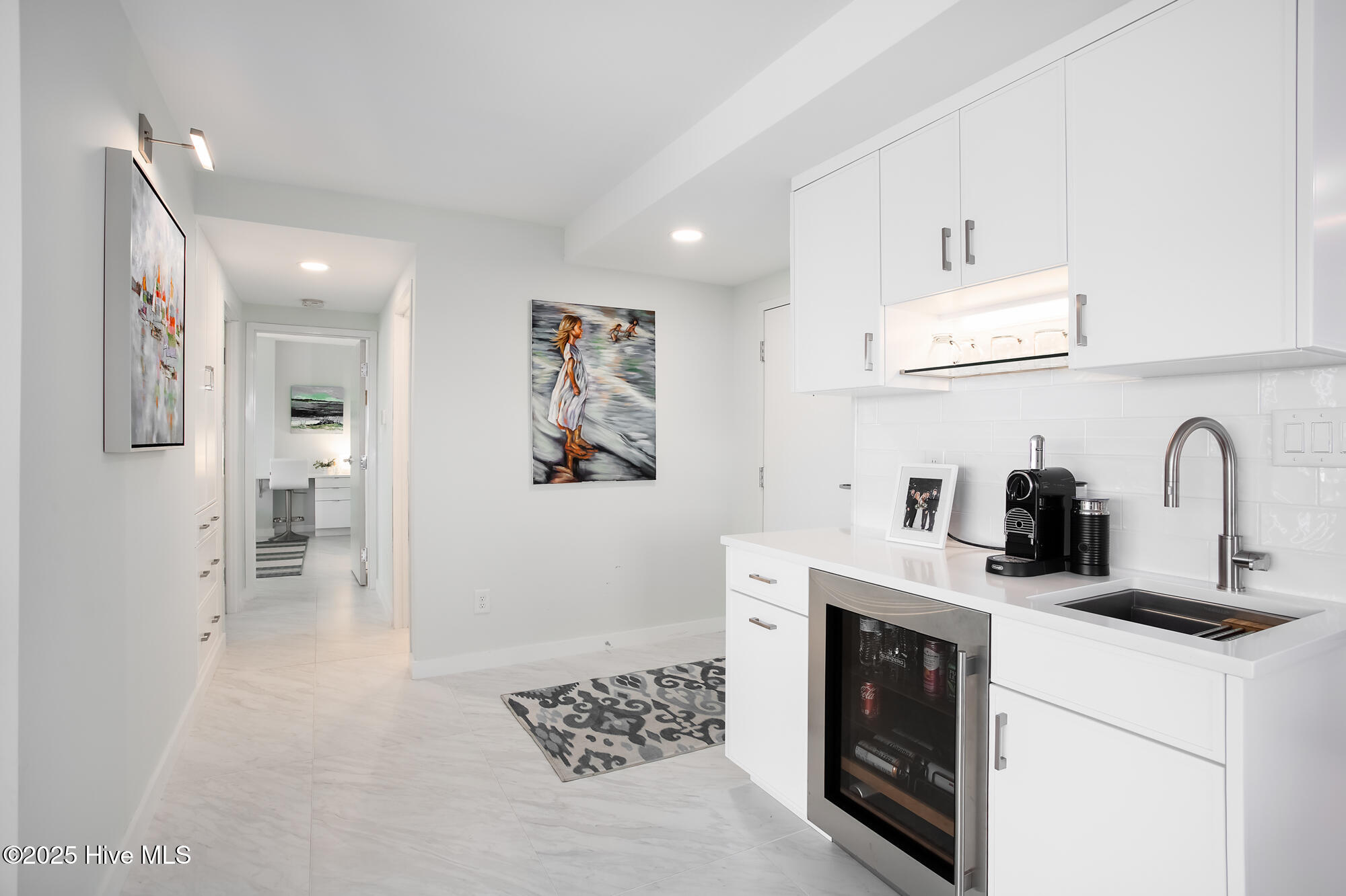 322 Causeway Drive Ste 702