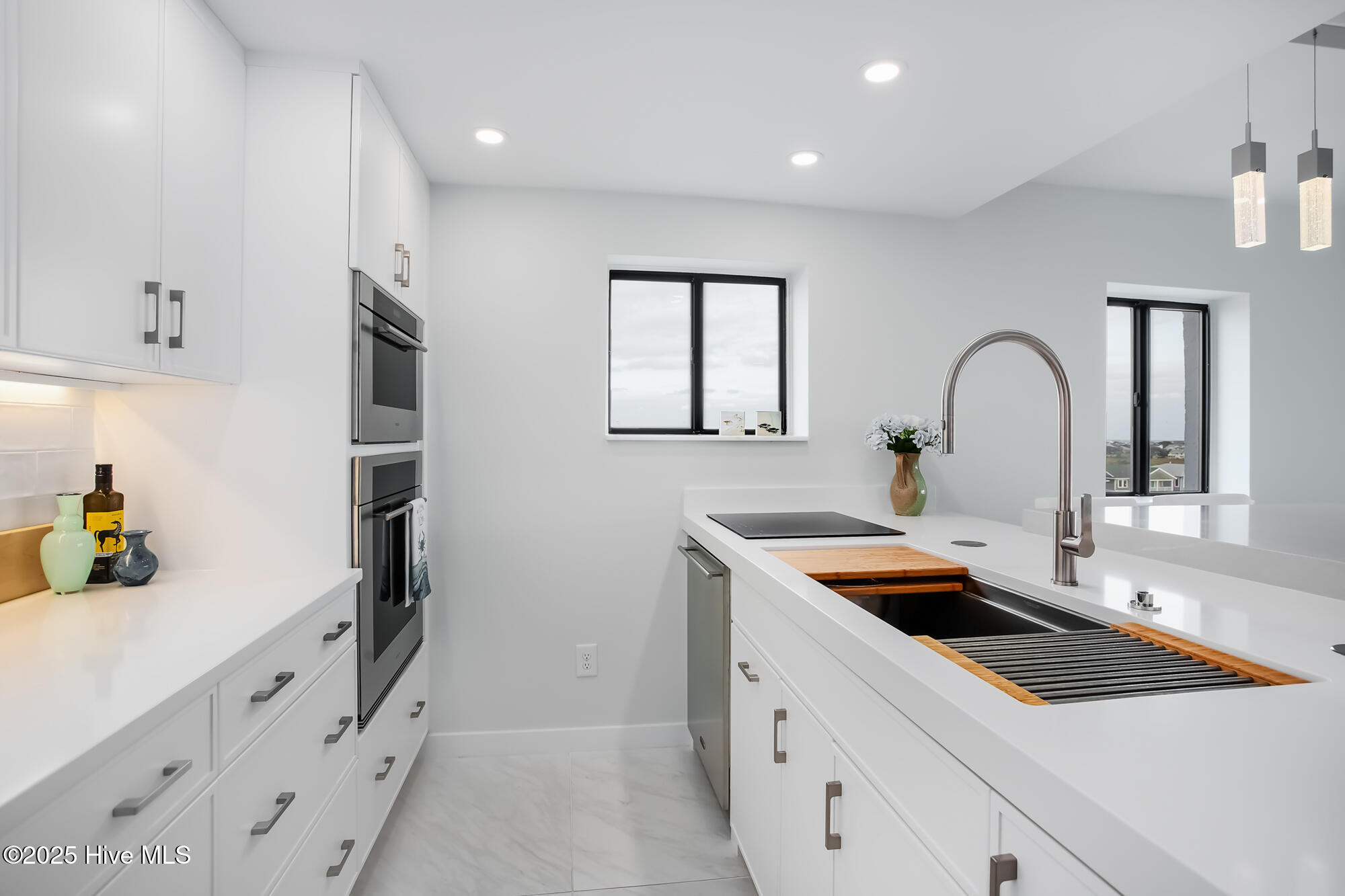 322 Causeway Drive Ste 702
