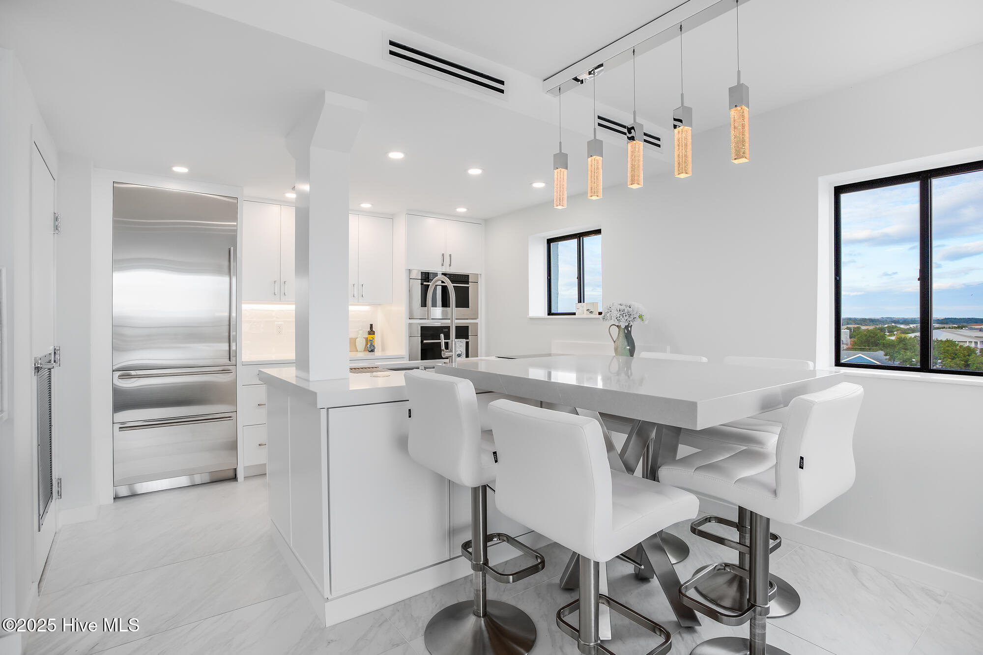 322 Causeway Drive Ste 702