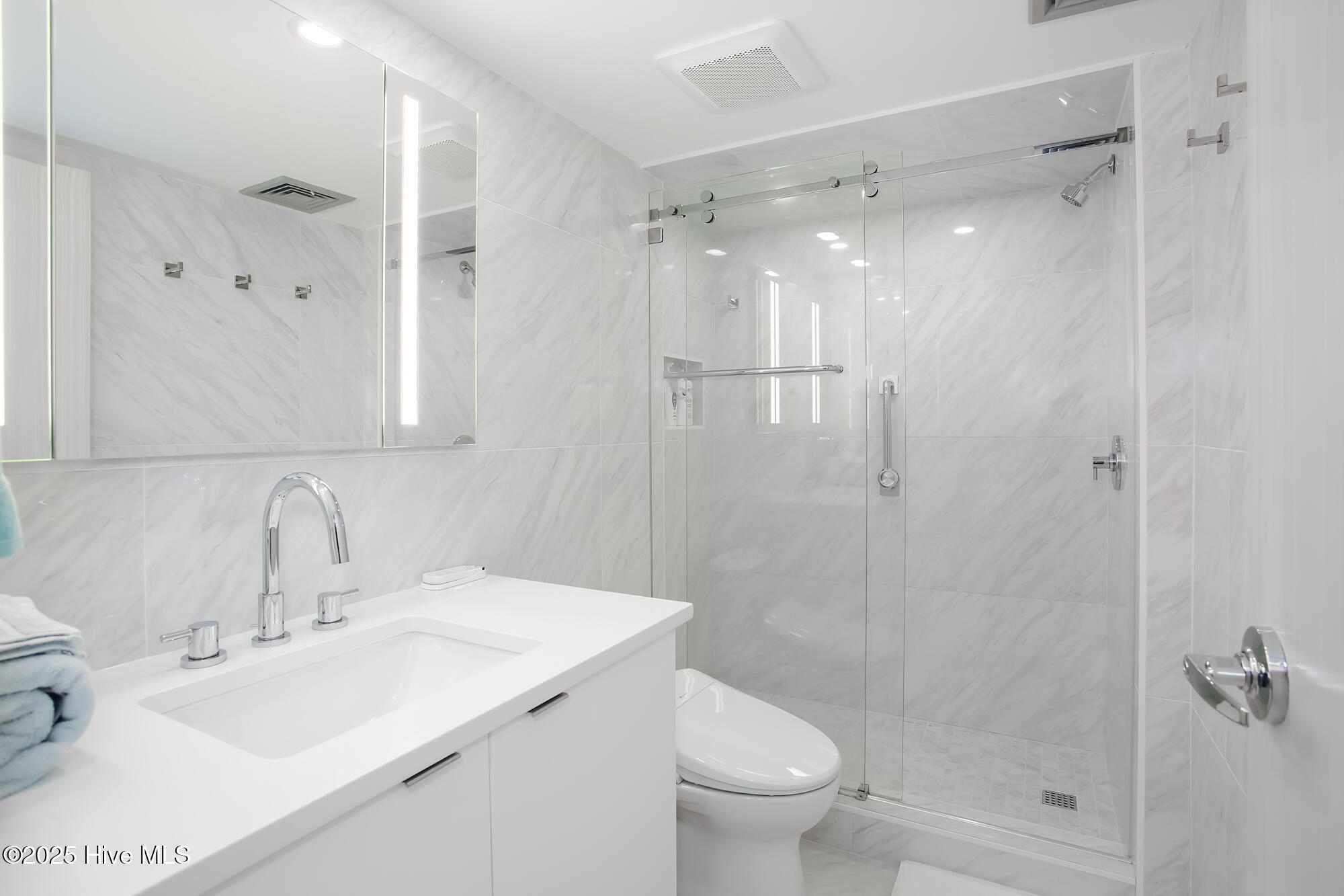 322 Causeway Drive Ste 702