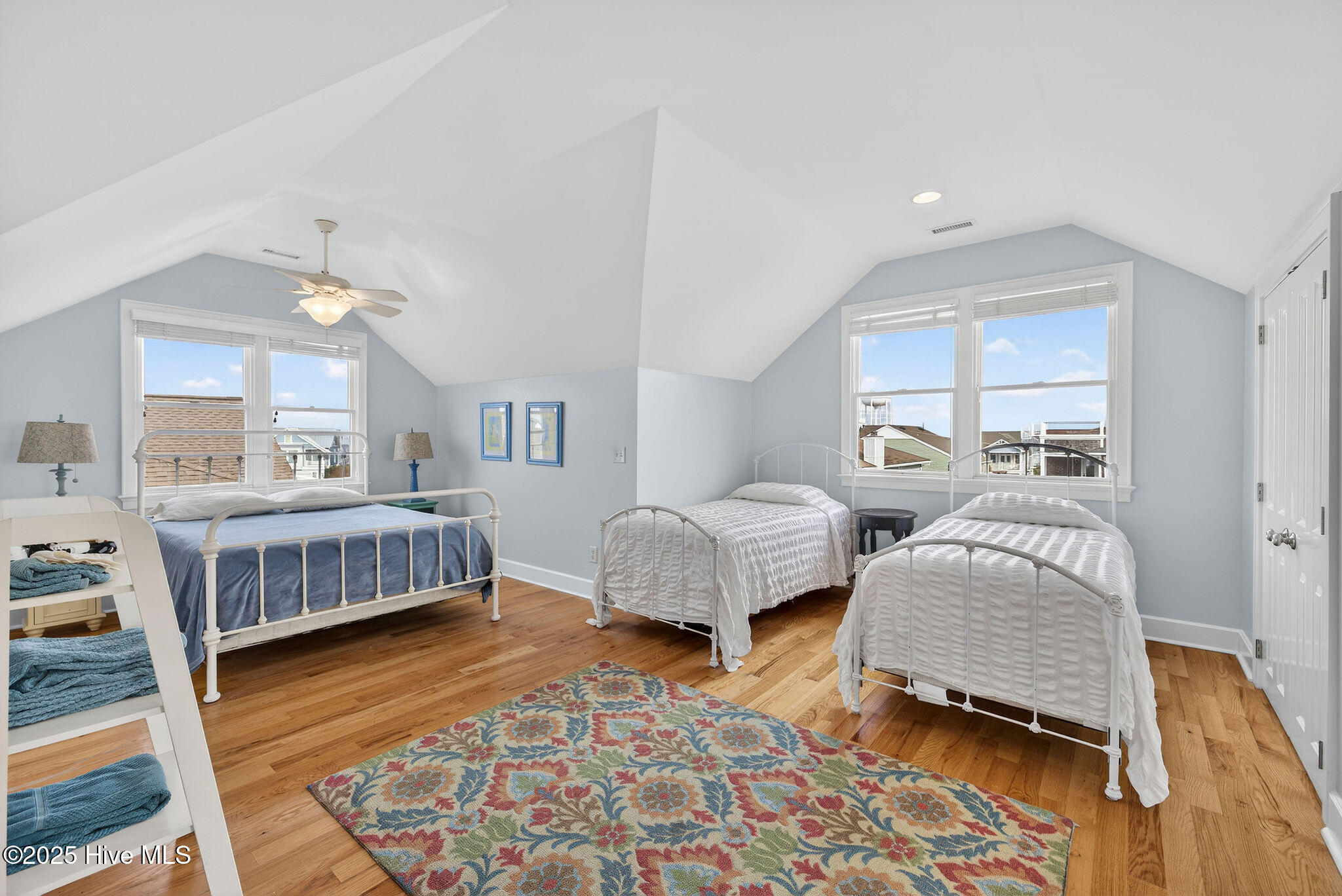 4 Sandpiper Street Unit B