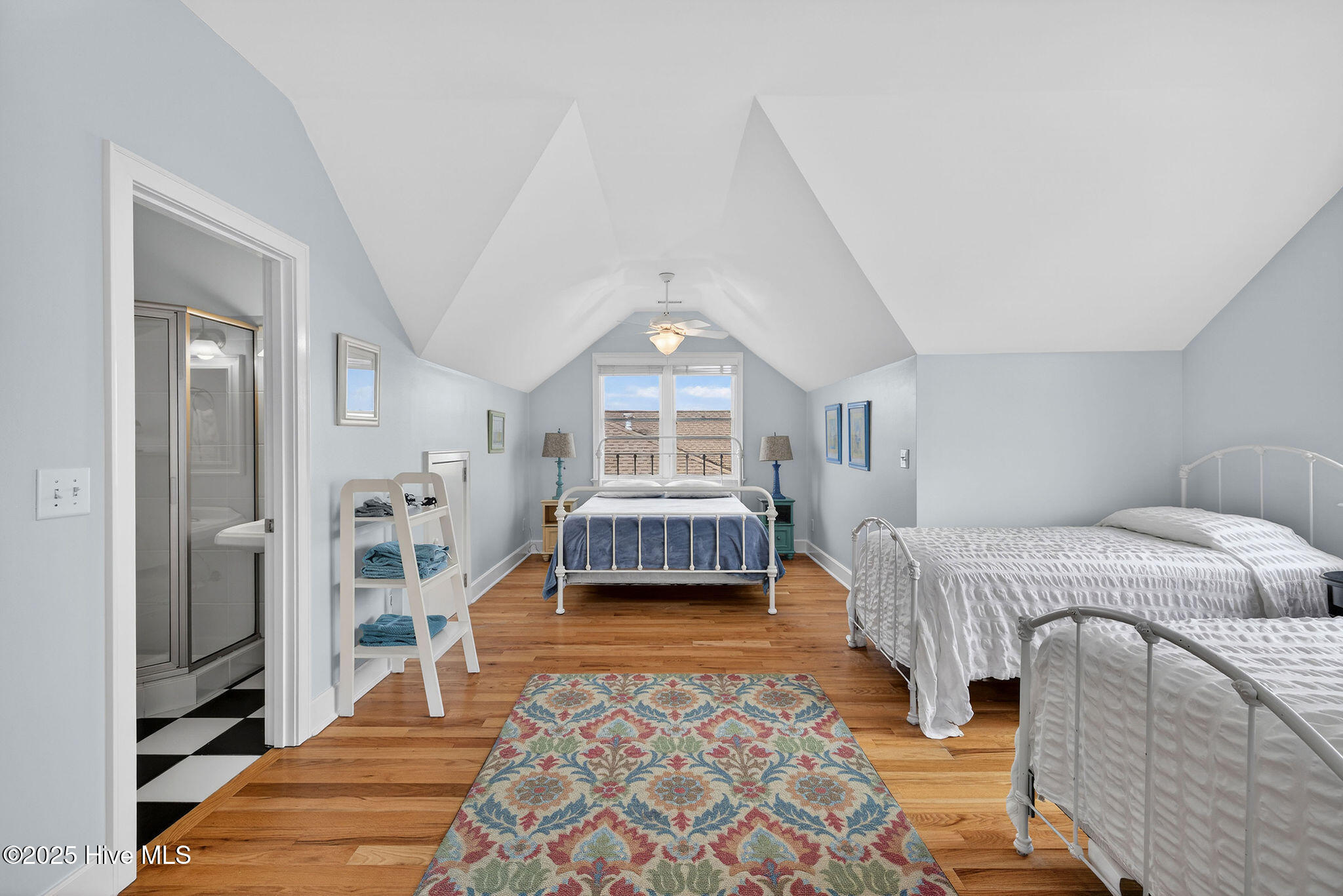 4 Sandpiper Street Unit B