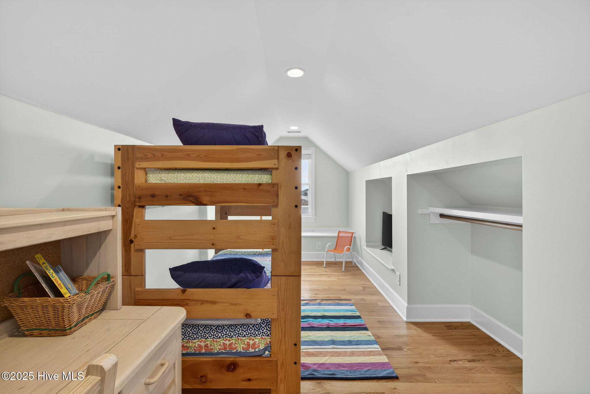 4 Sandpiper Street Unit B