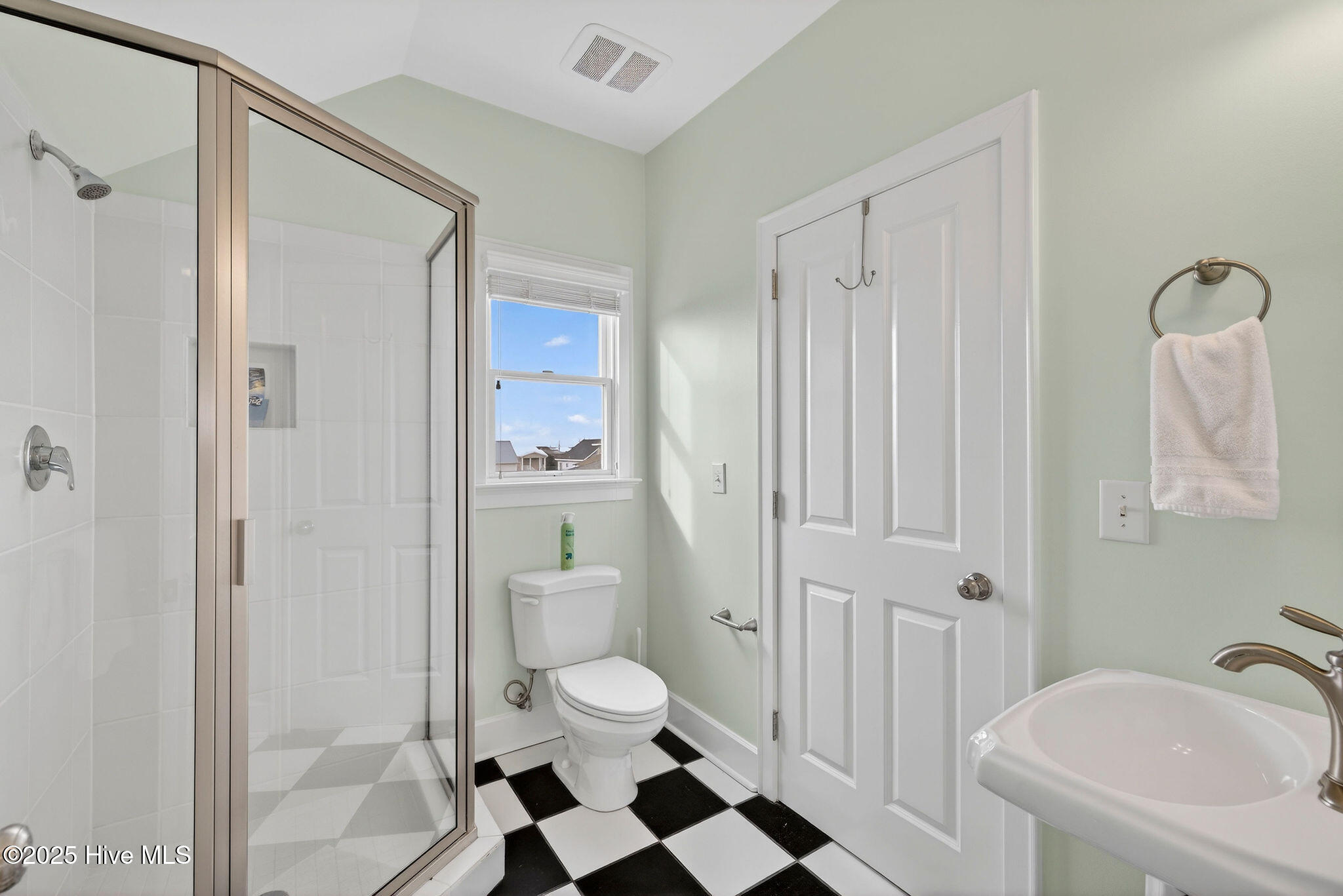 4 Sandpiper Street Unit B