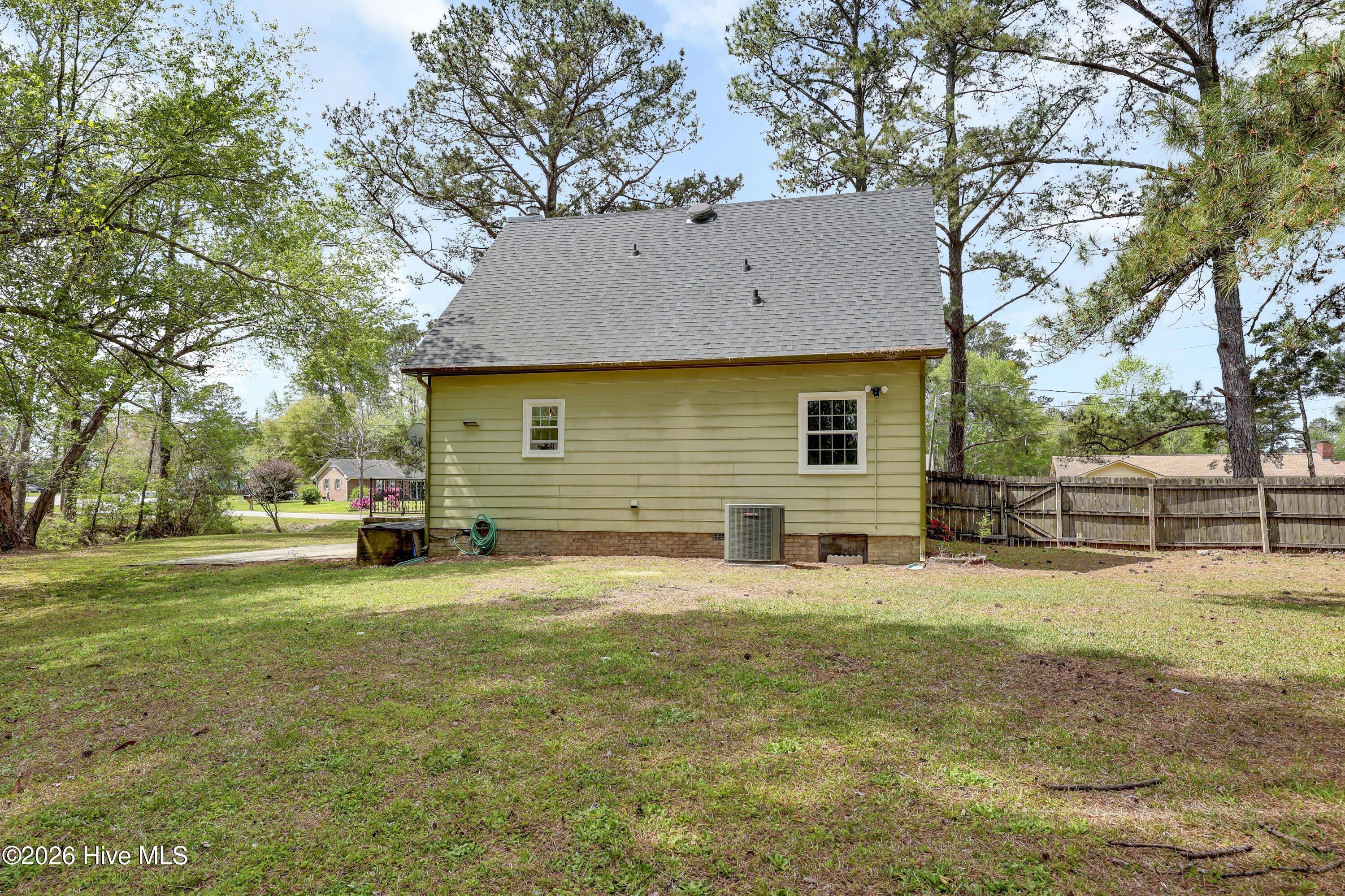 118 Deerfield Road