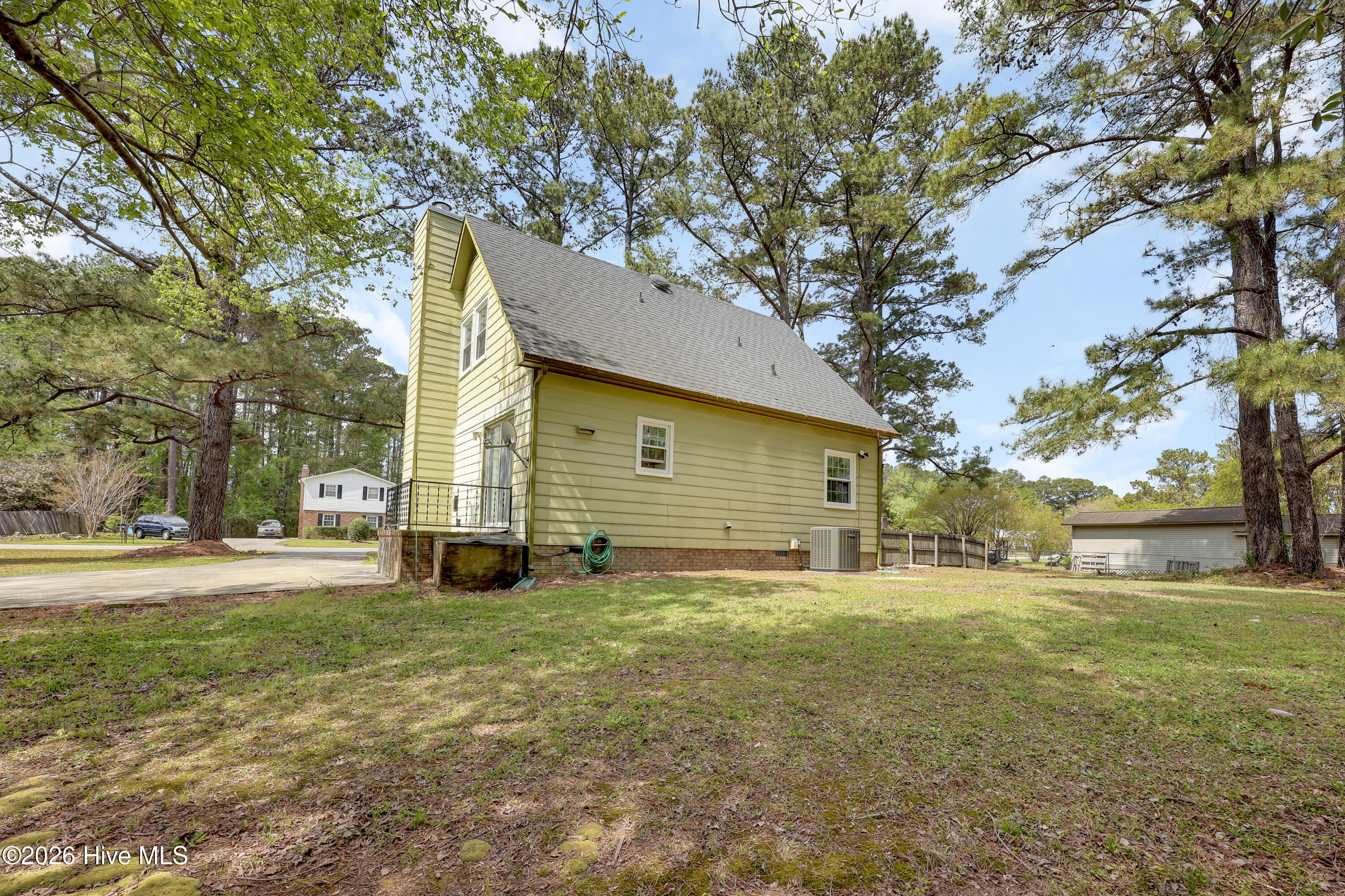 118 Deerfield Road