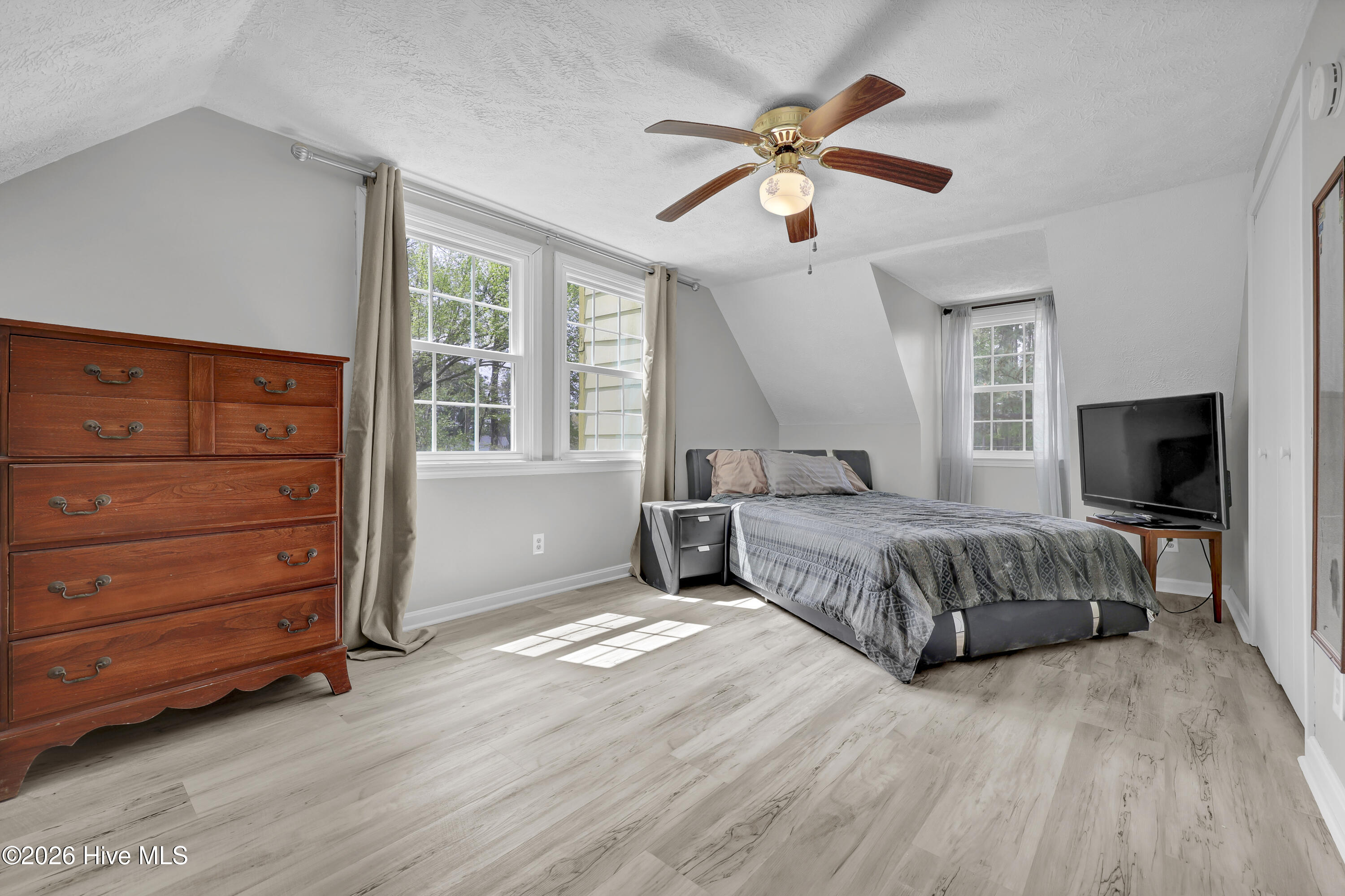 118 Deerfield Road
