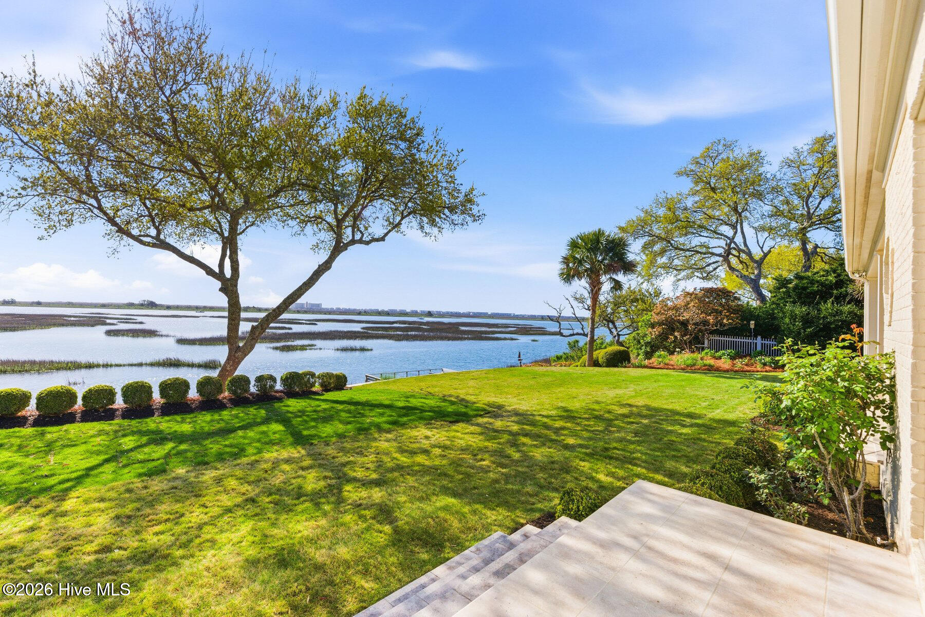 2352 Ocean Point Drive
