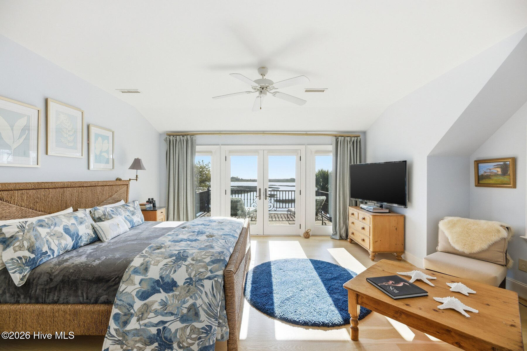 2352 Ocean Point Drive