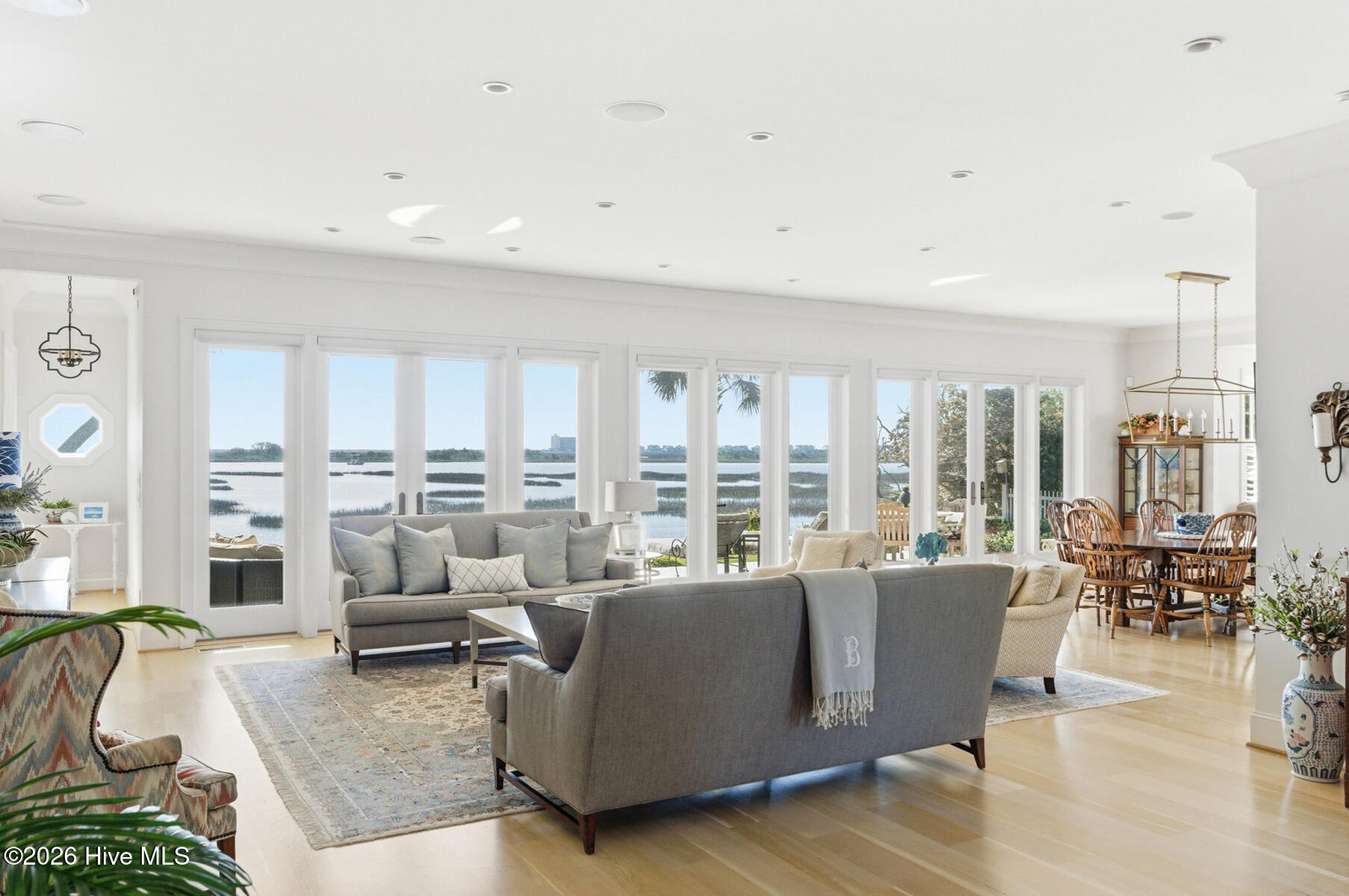 2352 Ocean Point Drive