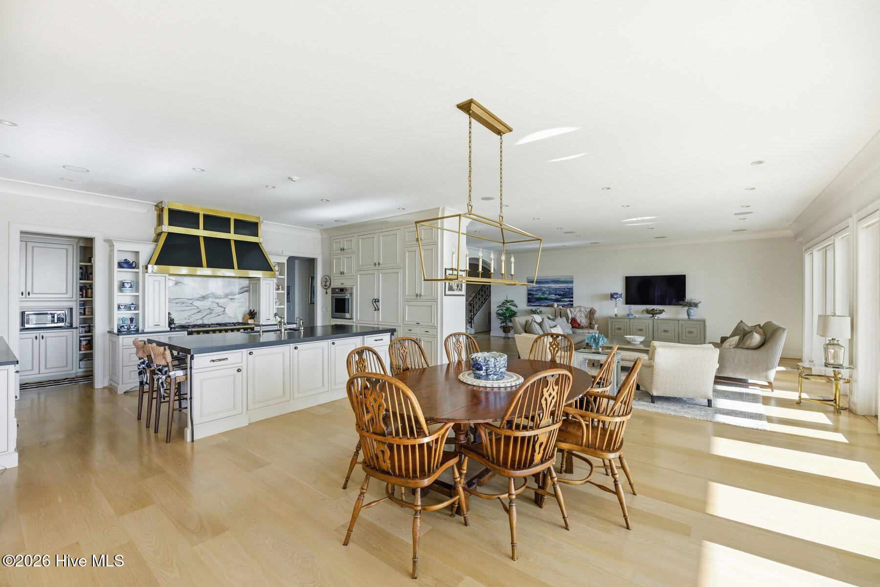 2352 Ocean Point Drive
