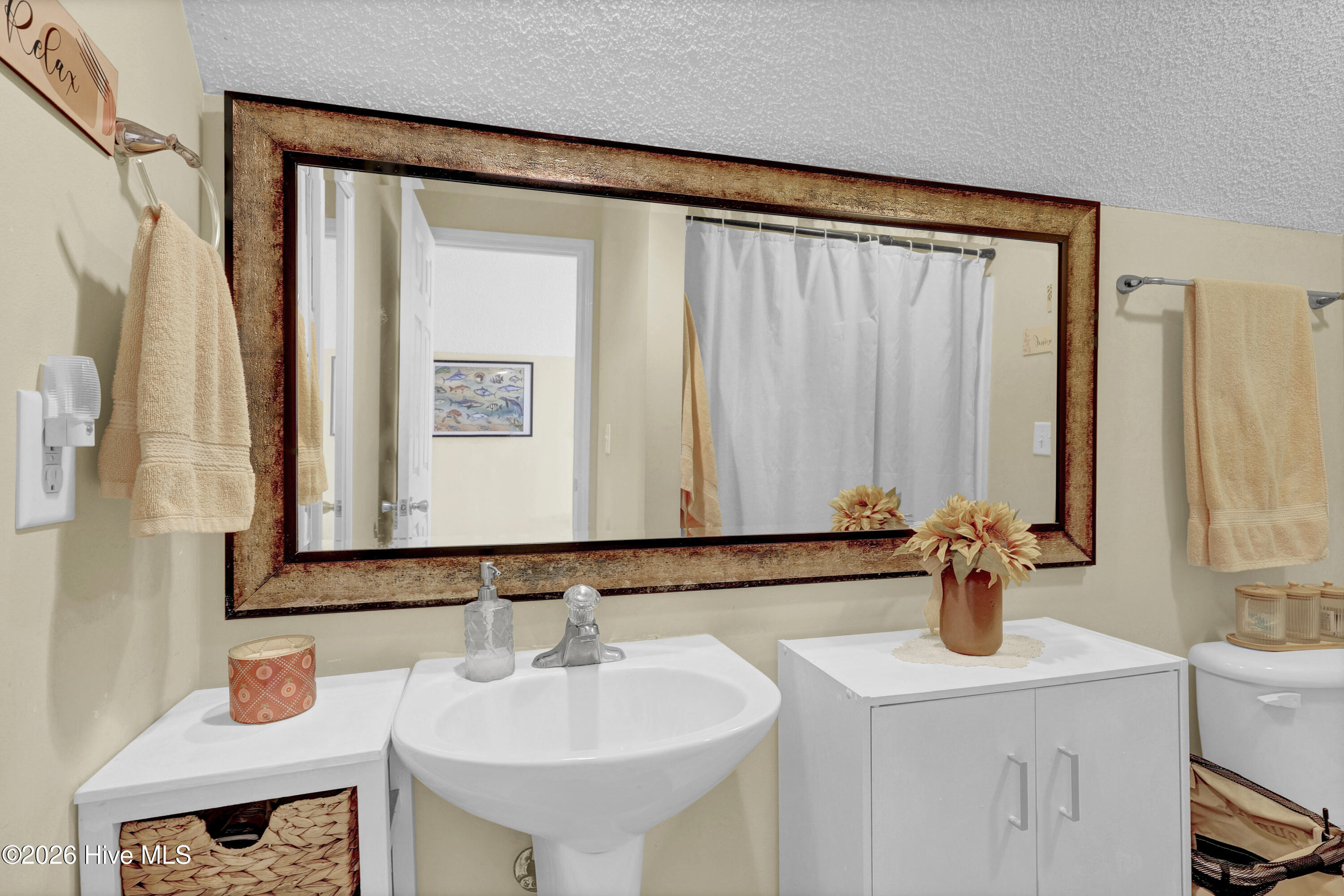 607 Laveen Way
