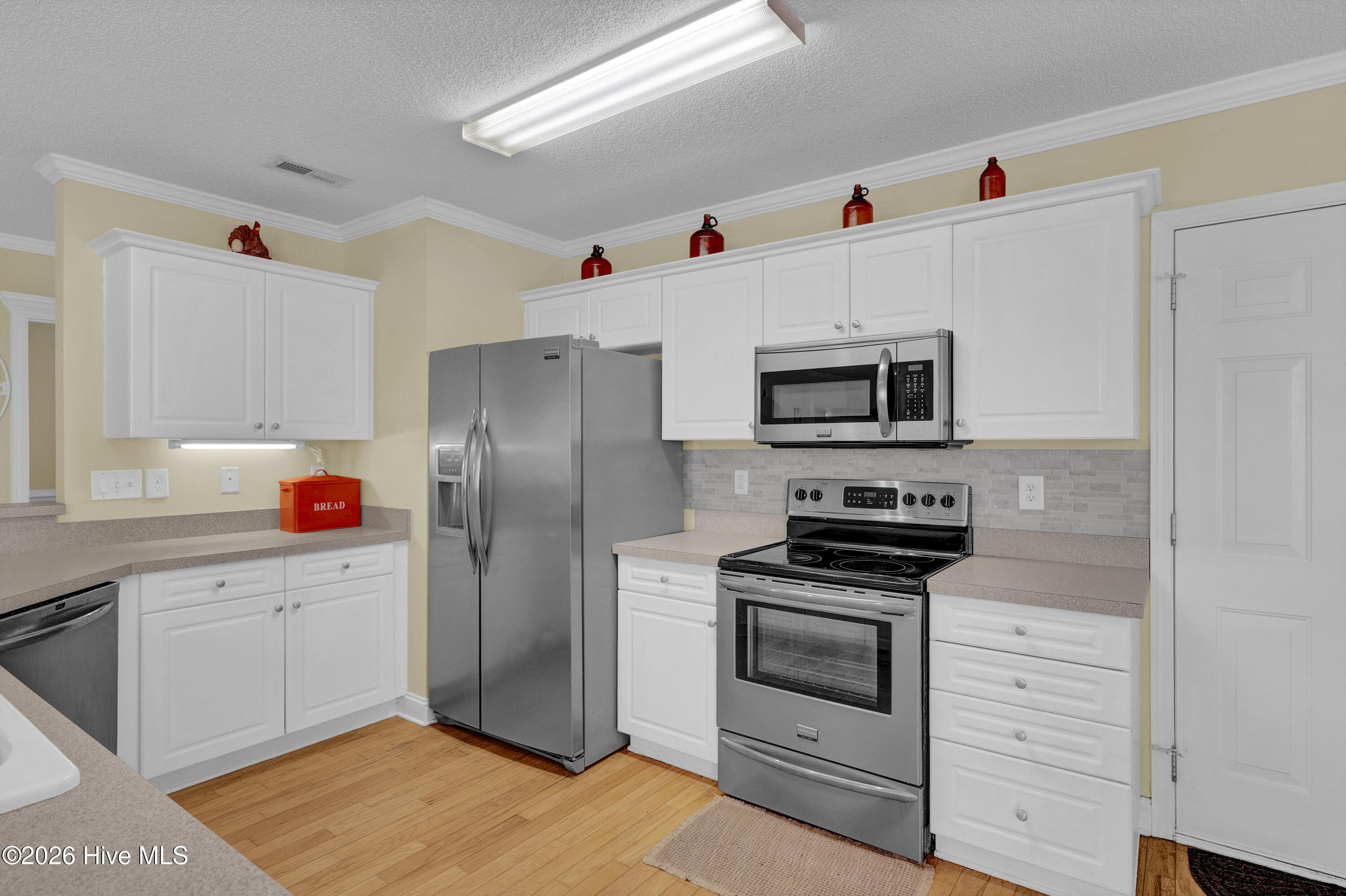 607 Laveen Way