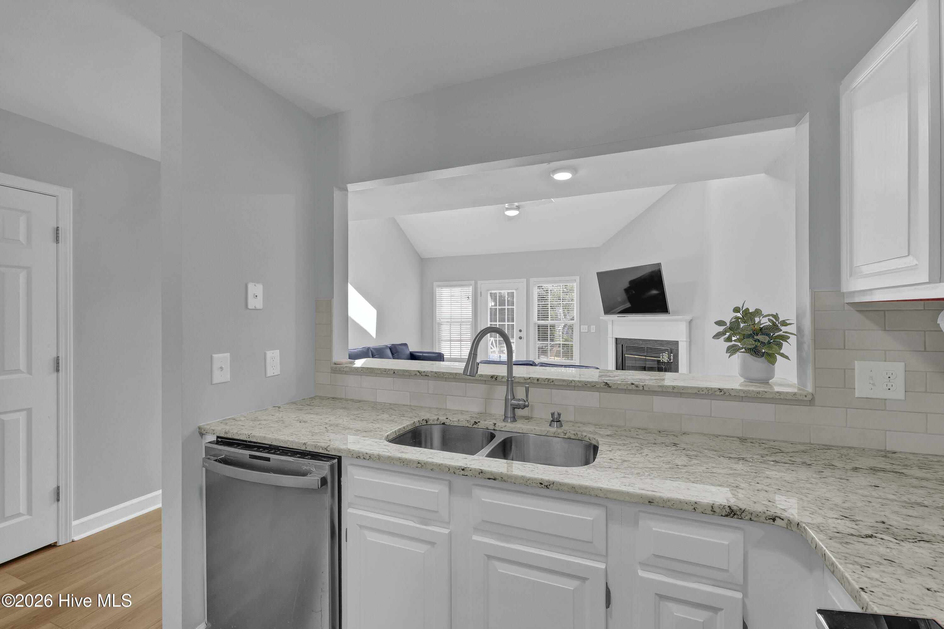 6211 Wrightsville Avenue Apt 129