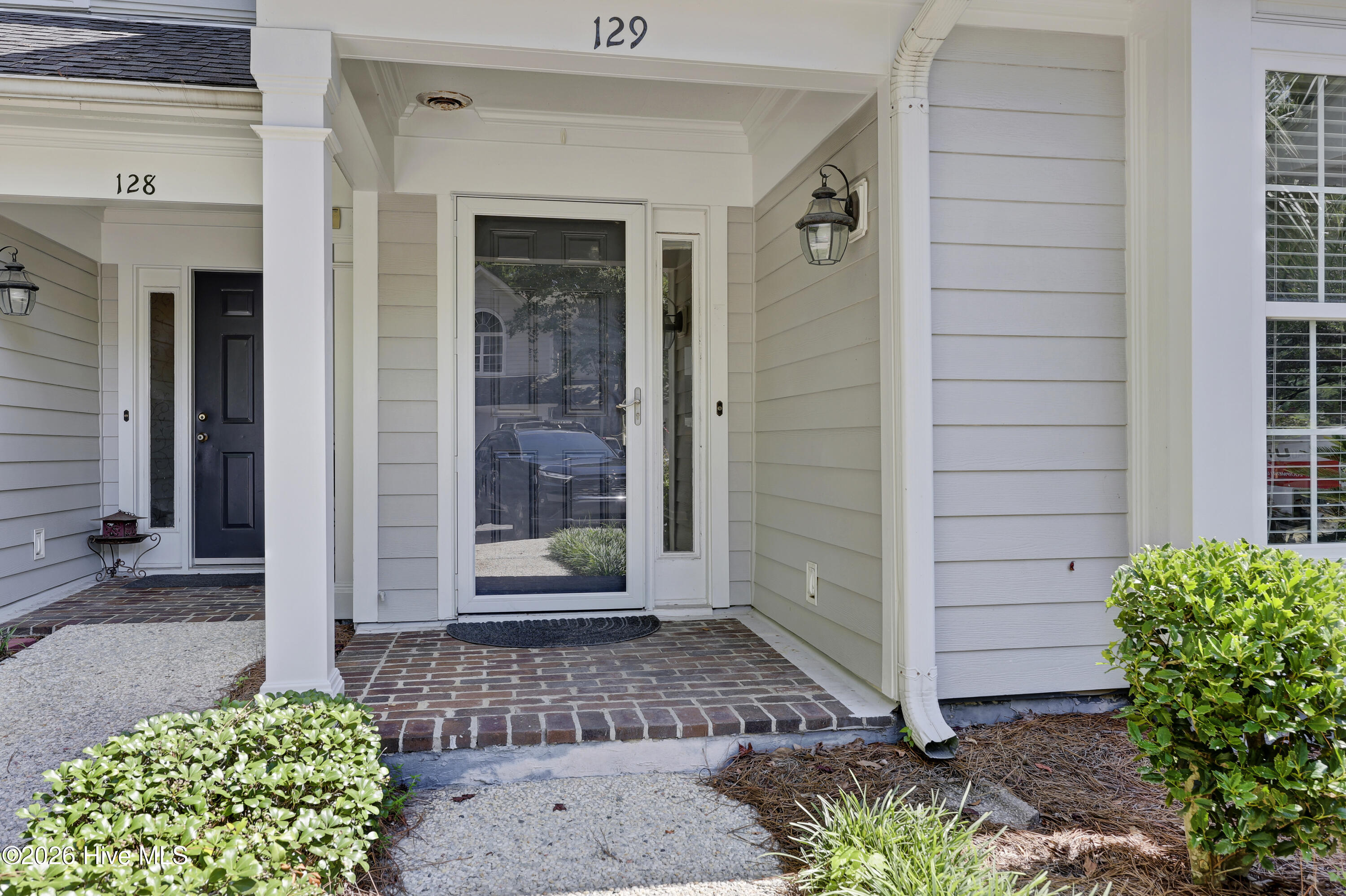 6211 Wrightsville Avenue Apt 129