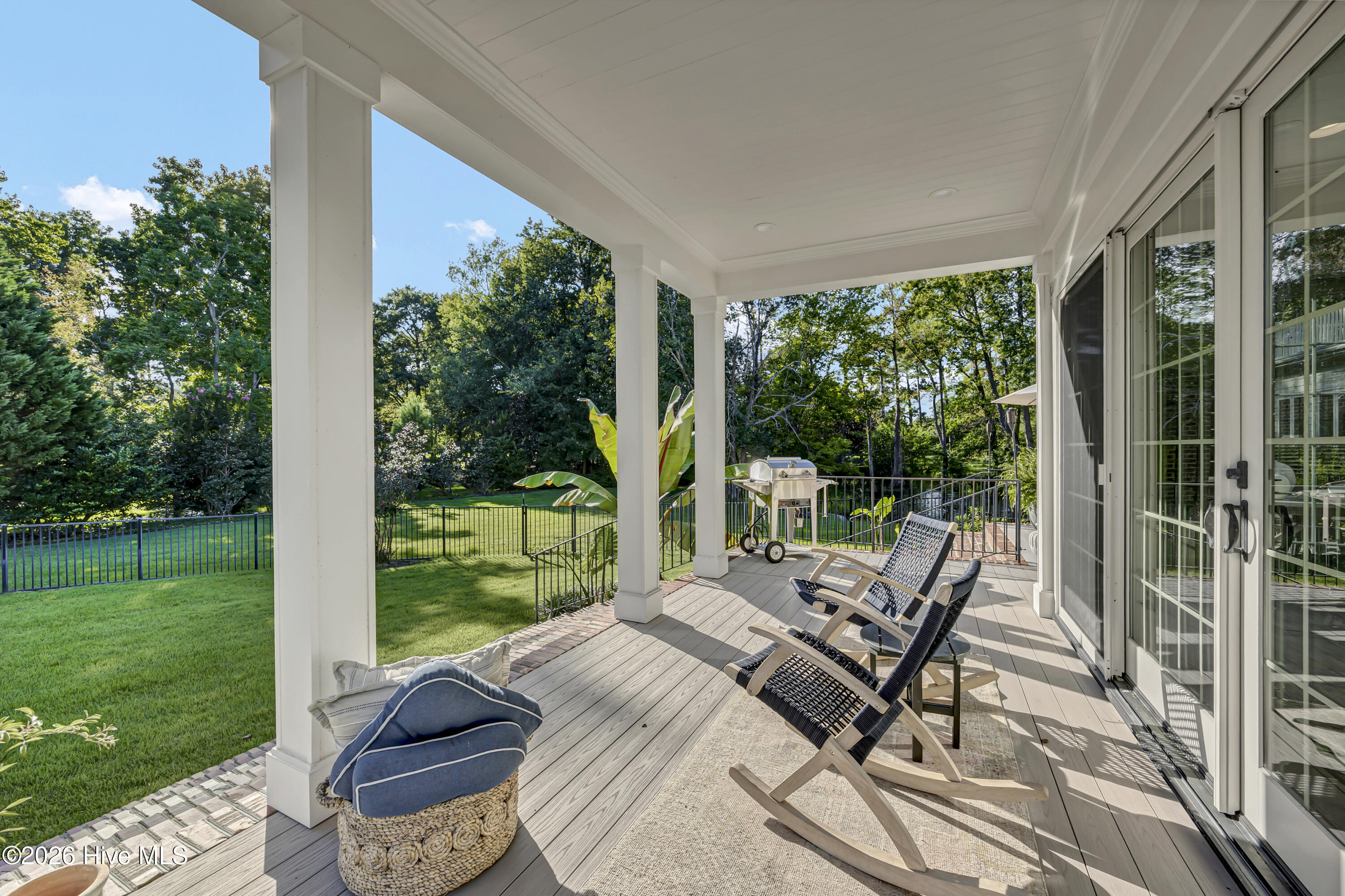 708 Planters Row