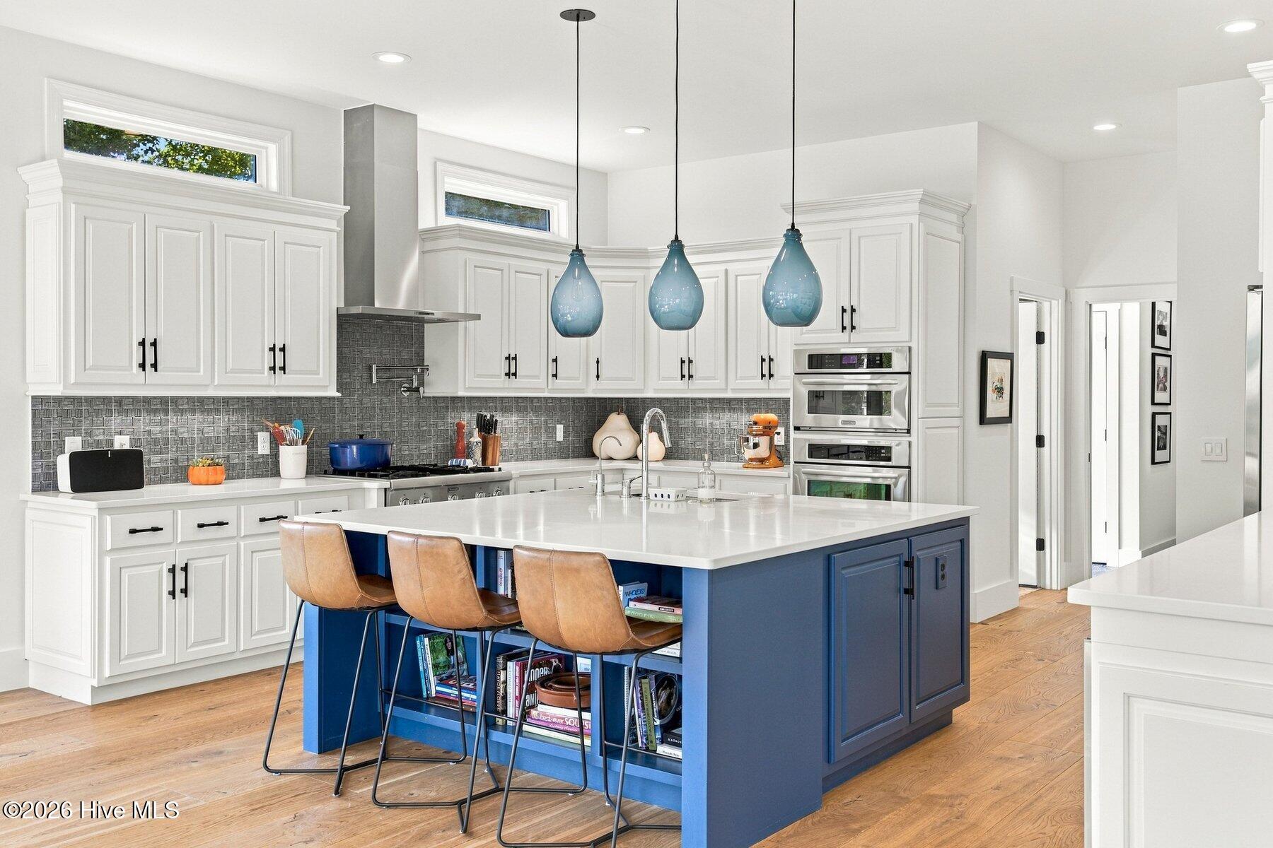 4302 Lauralis Bluff Court