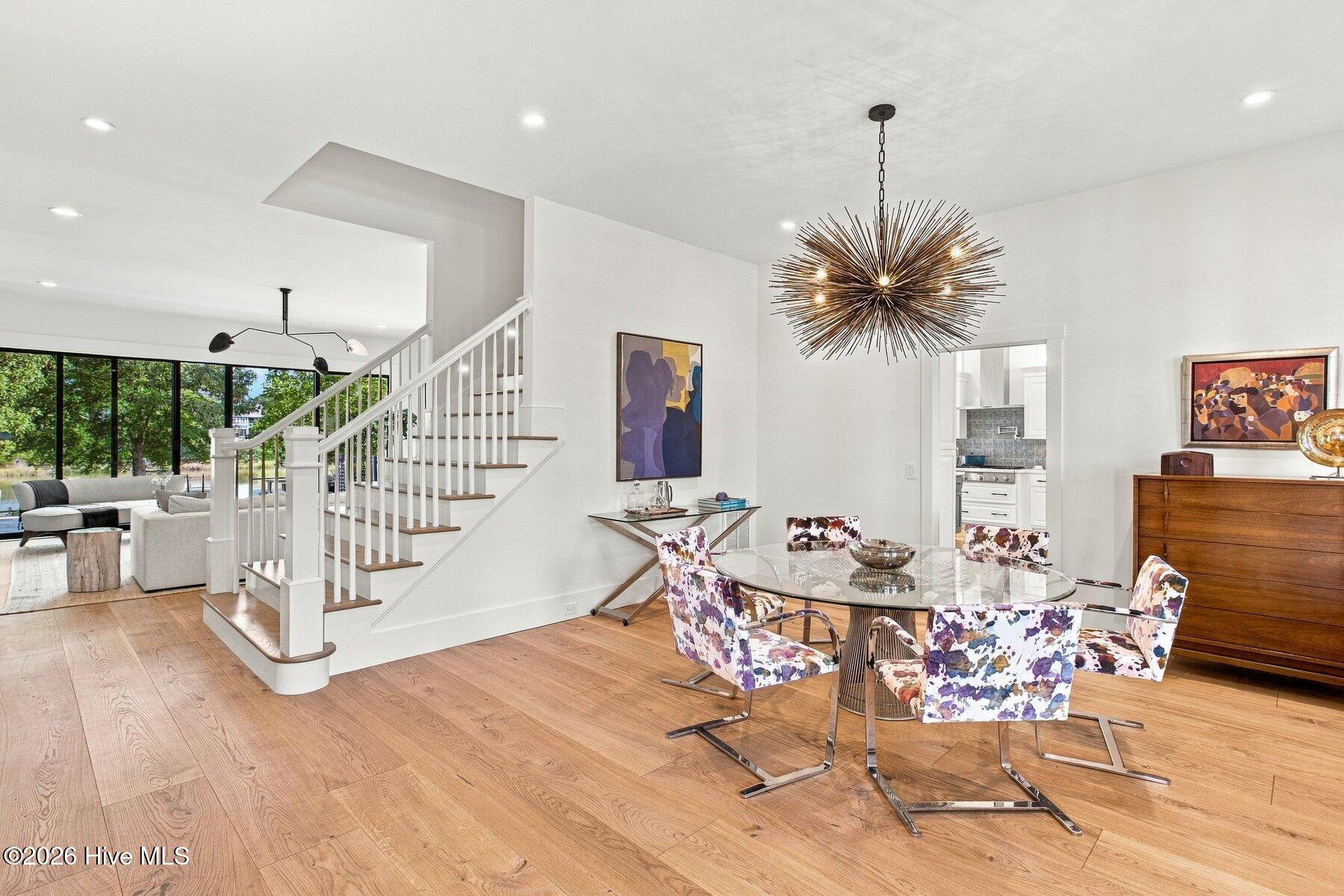 4302 Lauralis Bluff Court